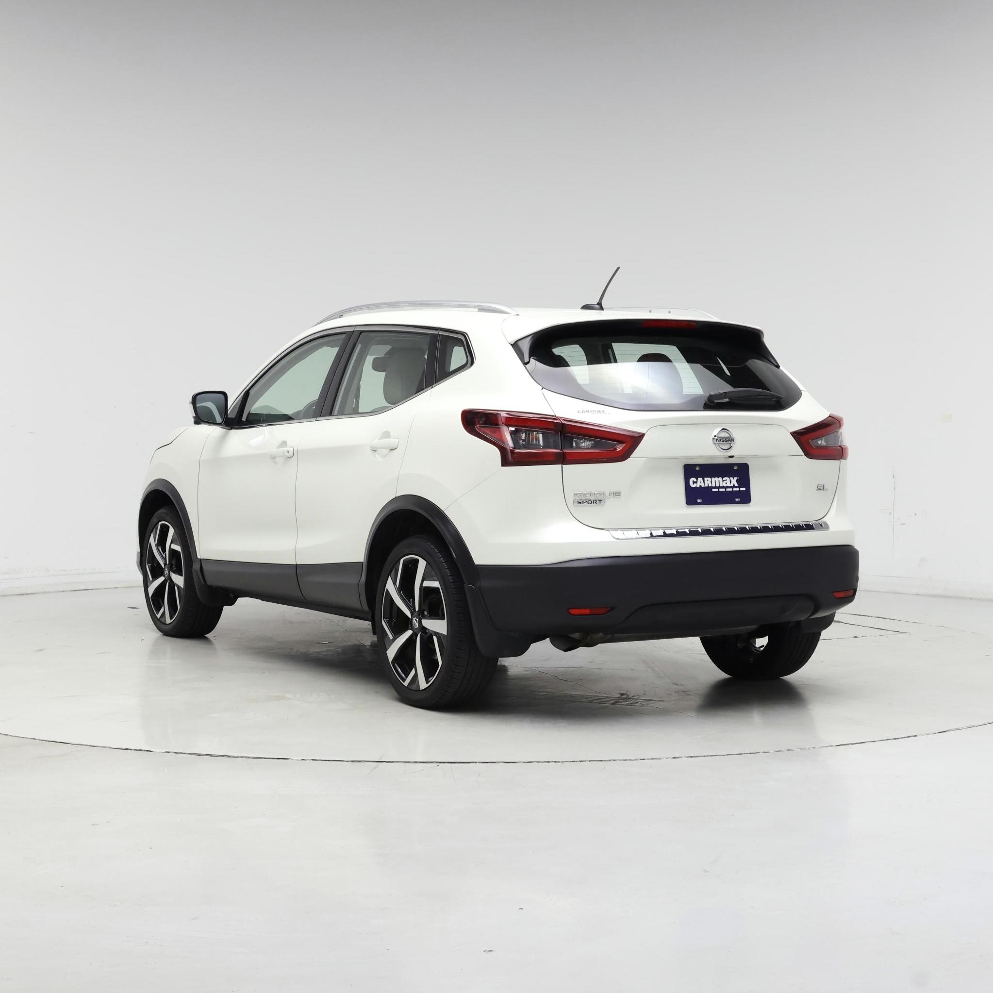 Thumbnail: 2020 Nissan Rogue Sport - 2