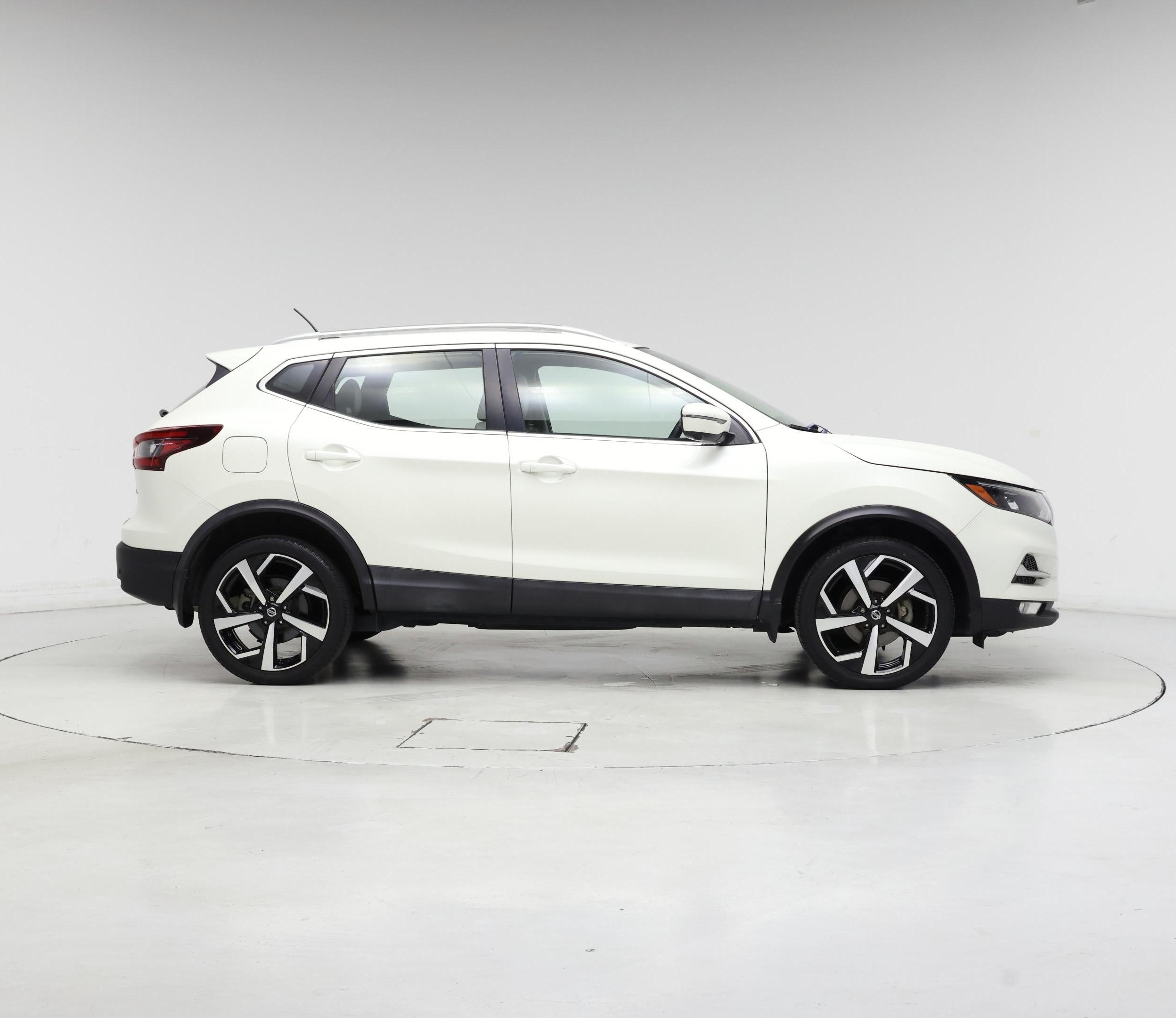 Thumbnail: 2020 Nissan Rogue Sport - 7