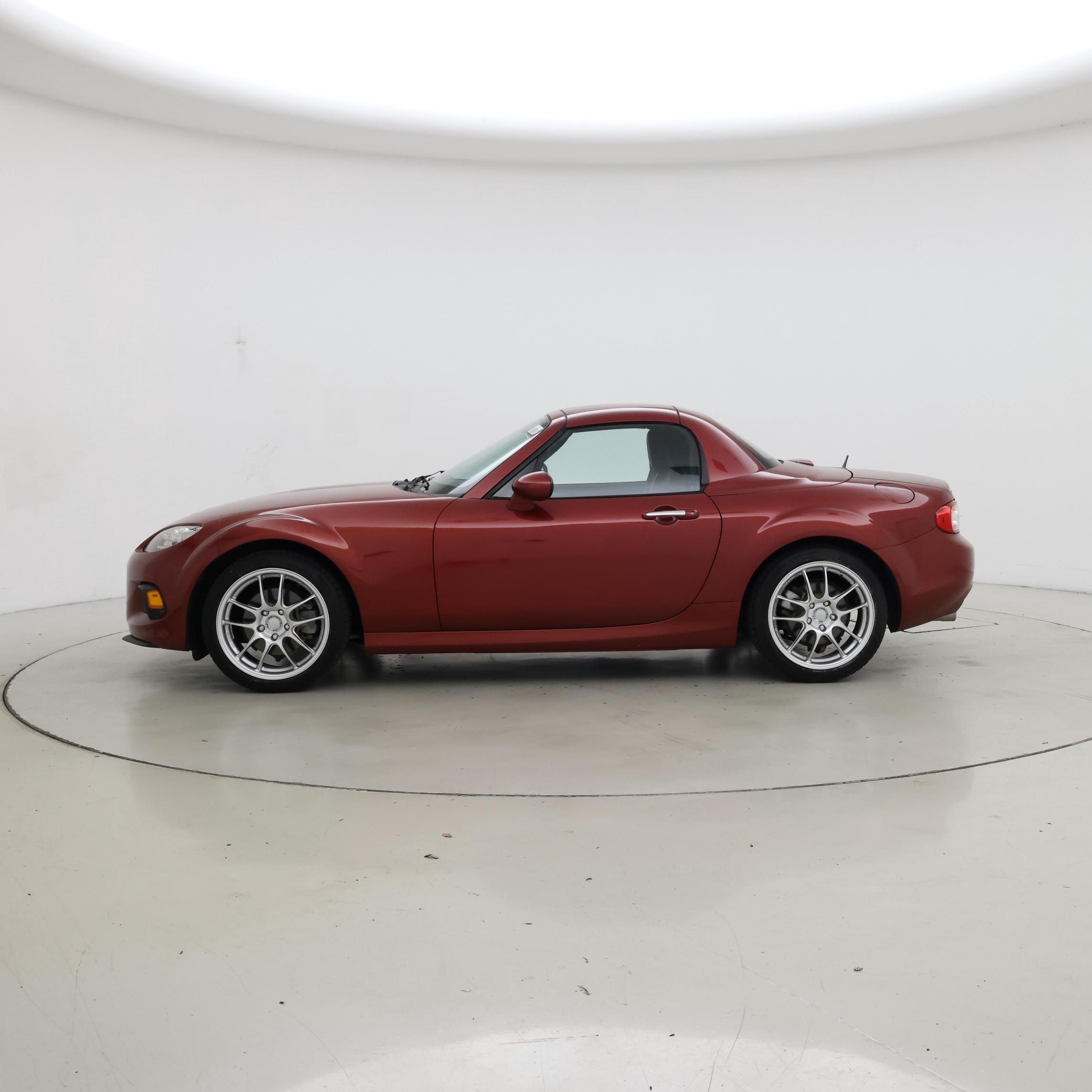 Thumbnail: 2015 Mazda MX-5 Miata - 3