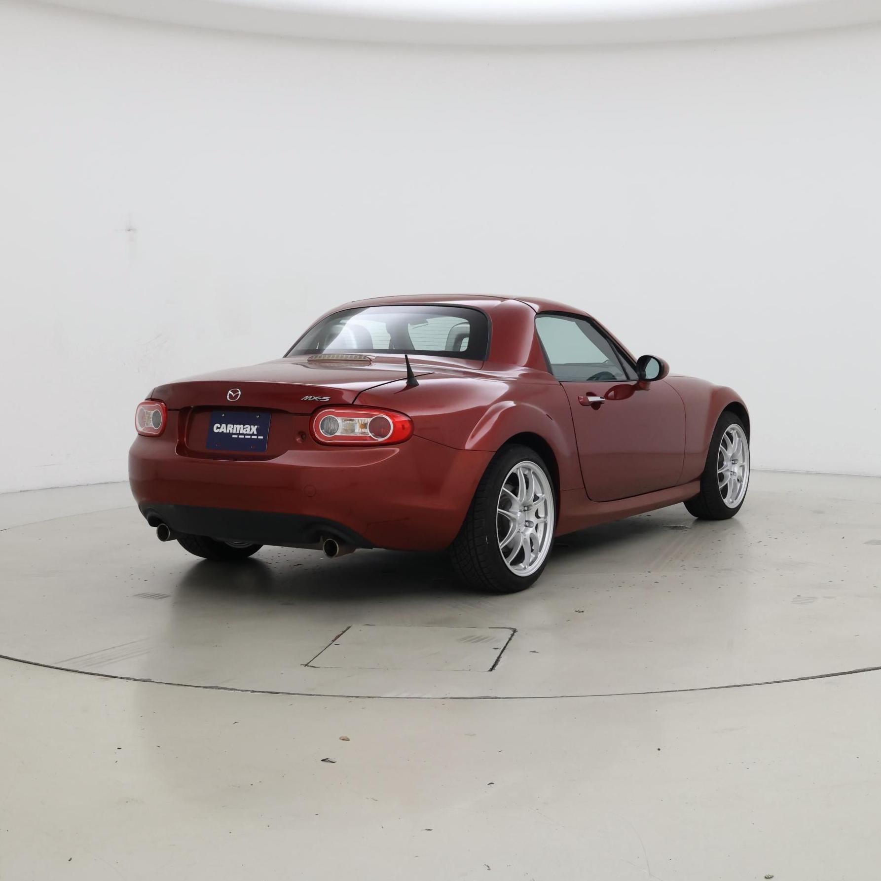 Thumbnail: 2015 Mazda MX-5 Miata - 8