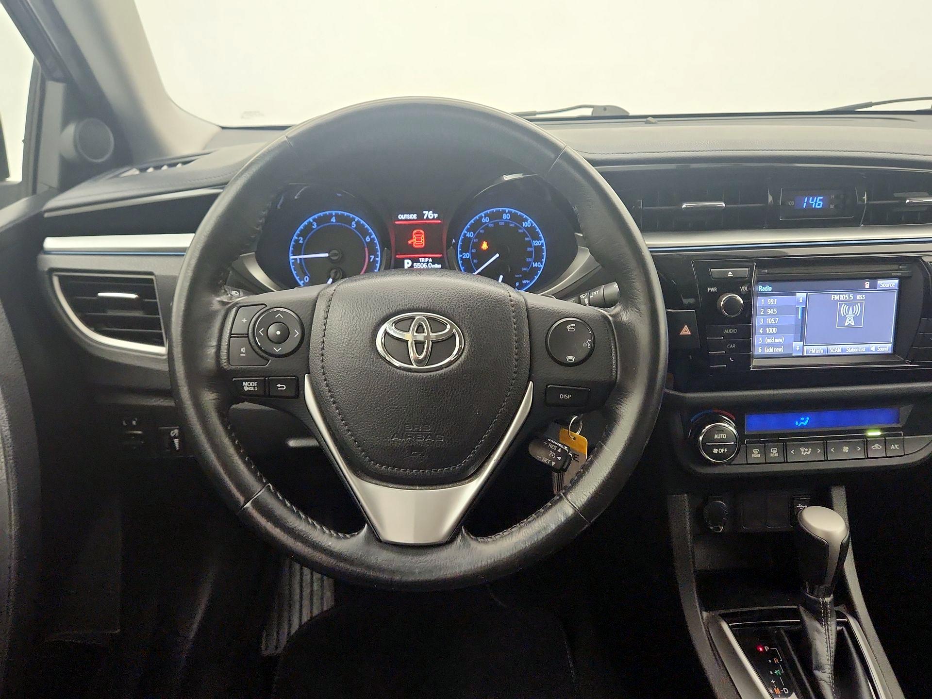 Thumbnail: 2015 Toyota Corolla - 10