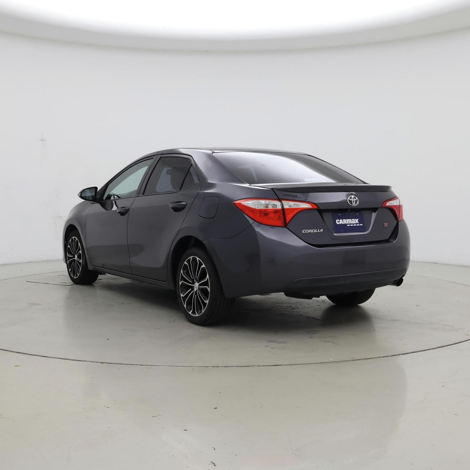 Thumbnail: 2015 Toyota Corolla - 2