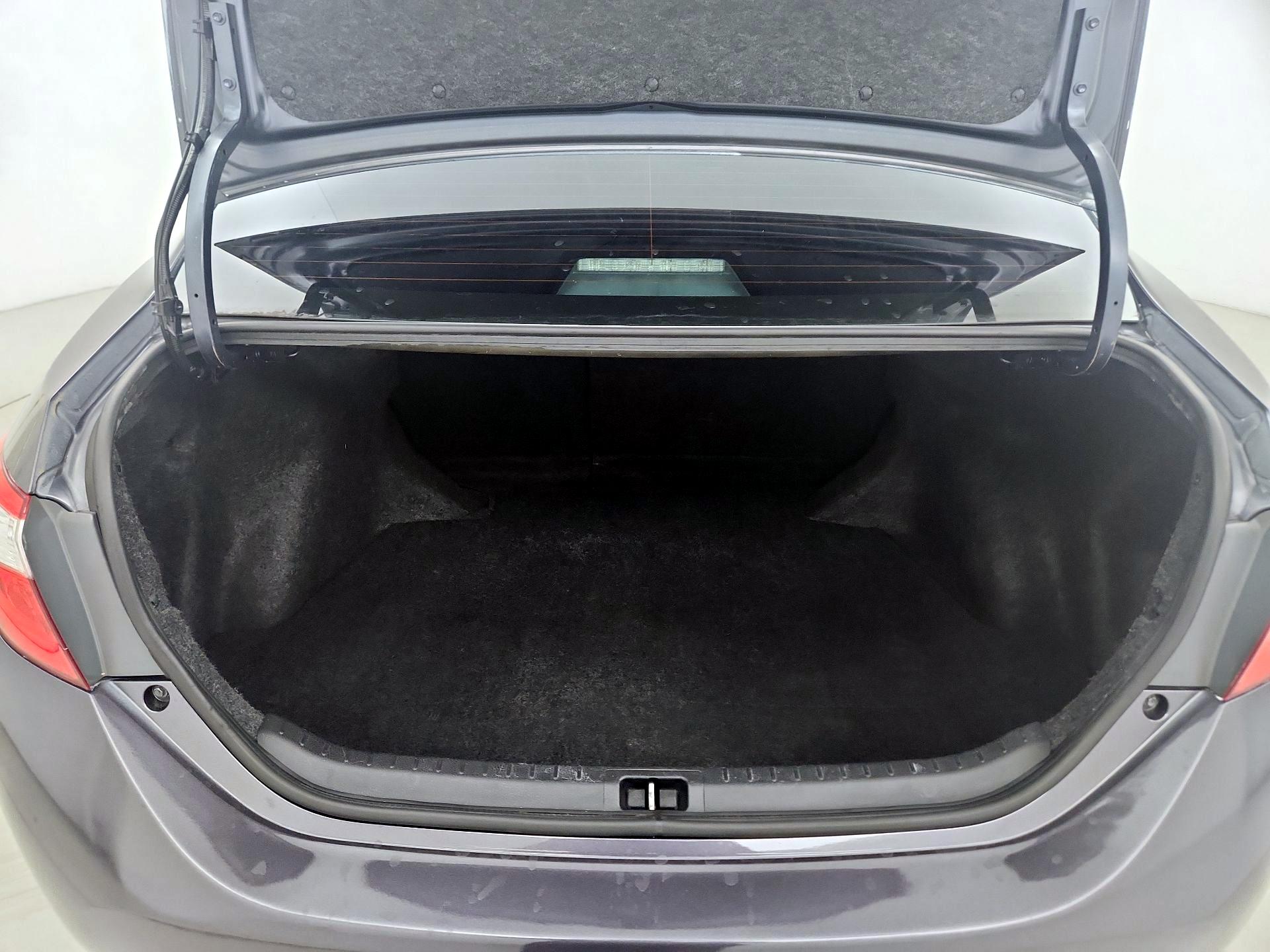 Thumbnail: 2015 Toyota Corolla - 20