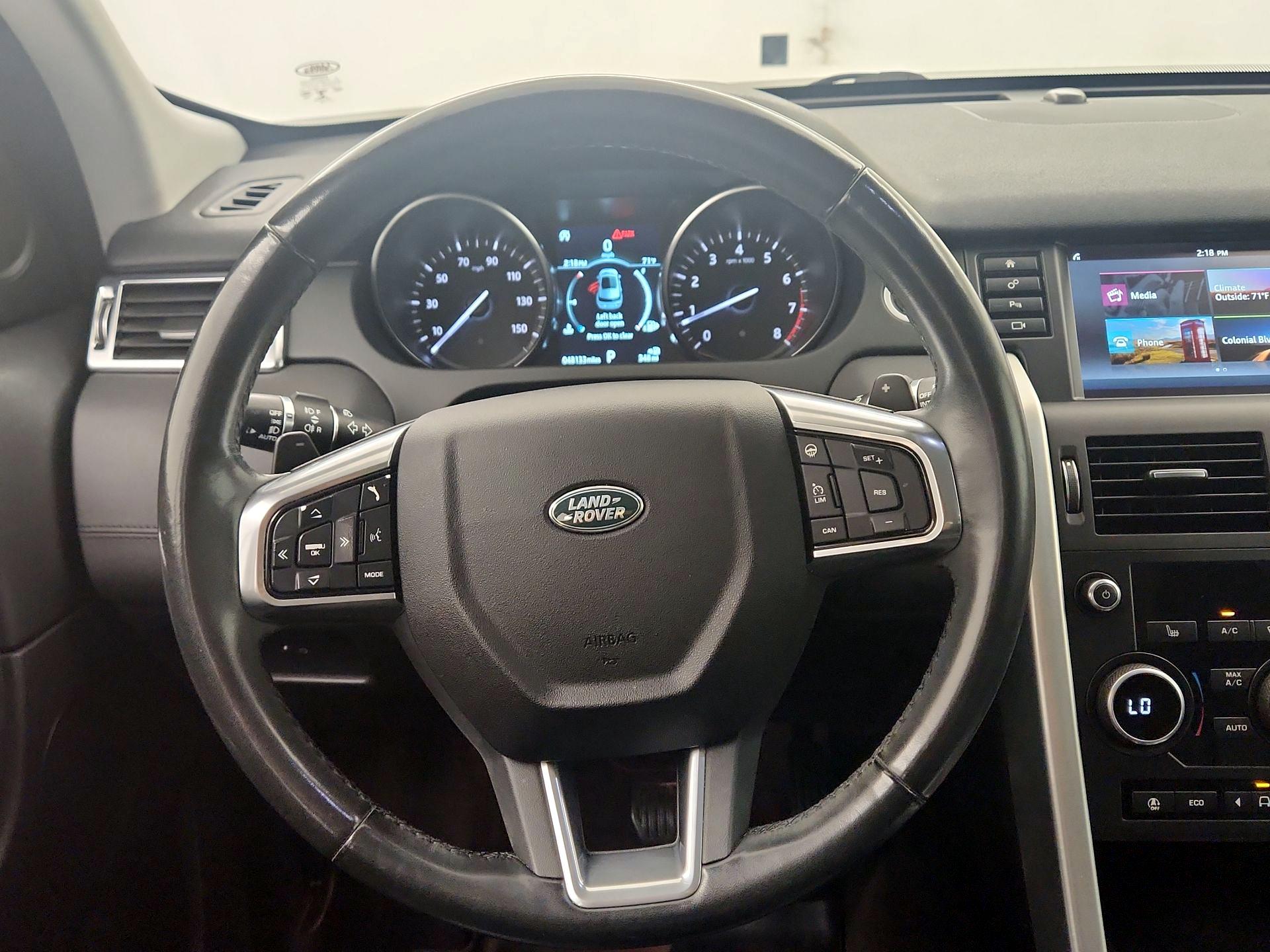 Thumbnail: 2019 Land Rover Discovery Sport - 10