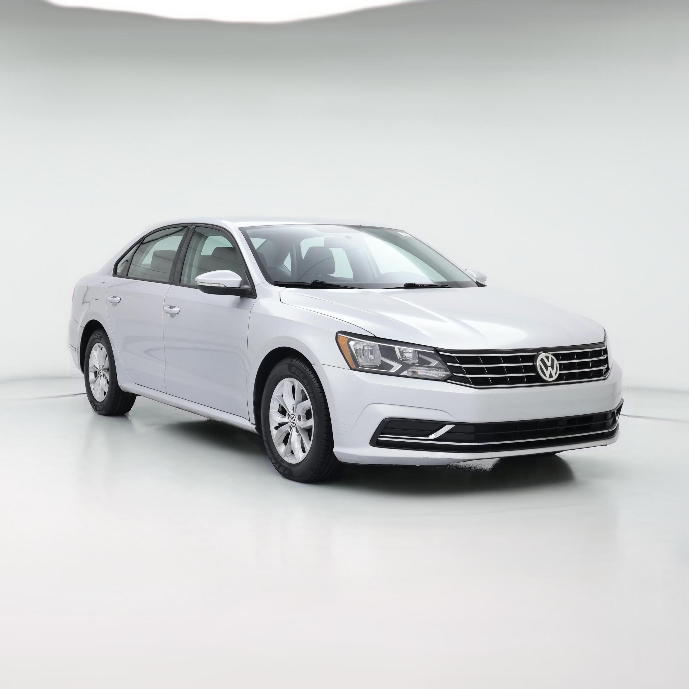 Thumbnail: 2018 Volkswagen Passat - 1