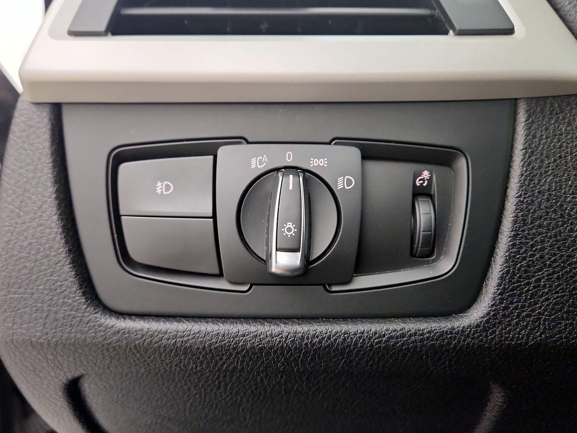 Thumbnail: 2014 BMW 3 Series - 13