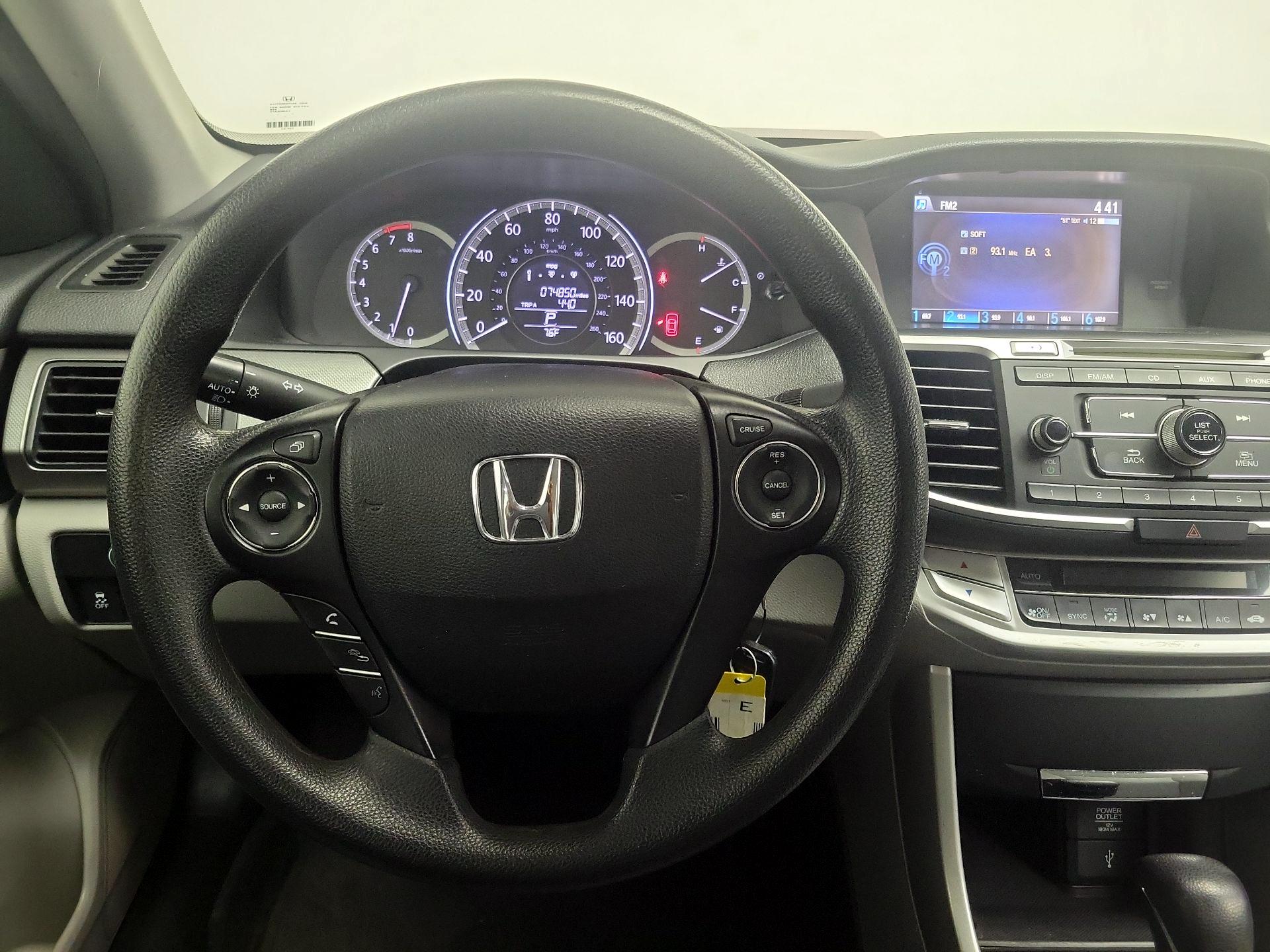 Thumbnail: 2015 Honda Accord - 10