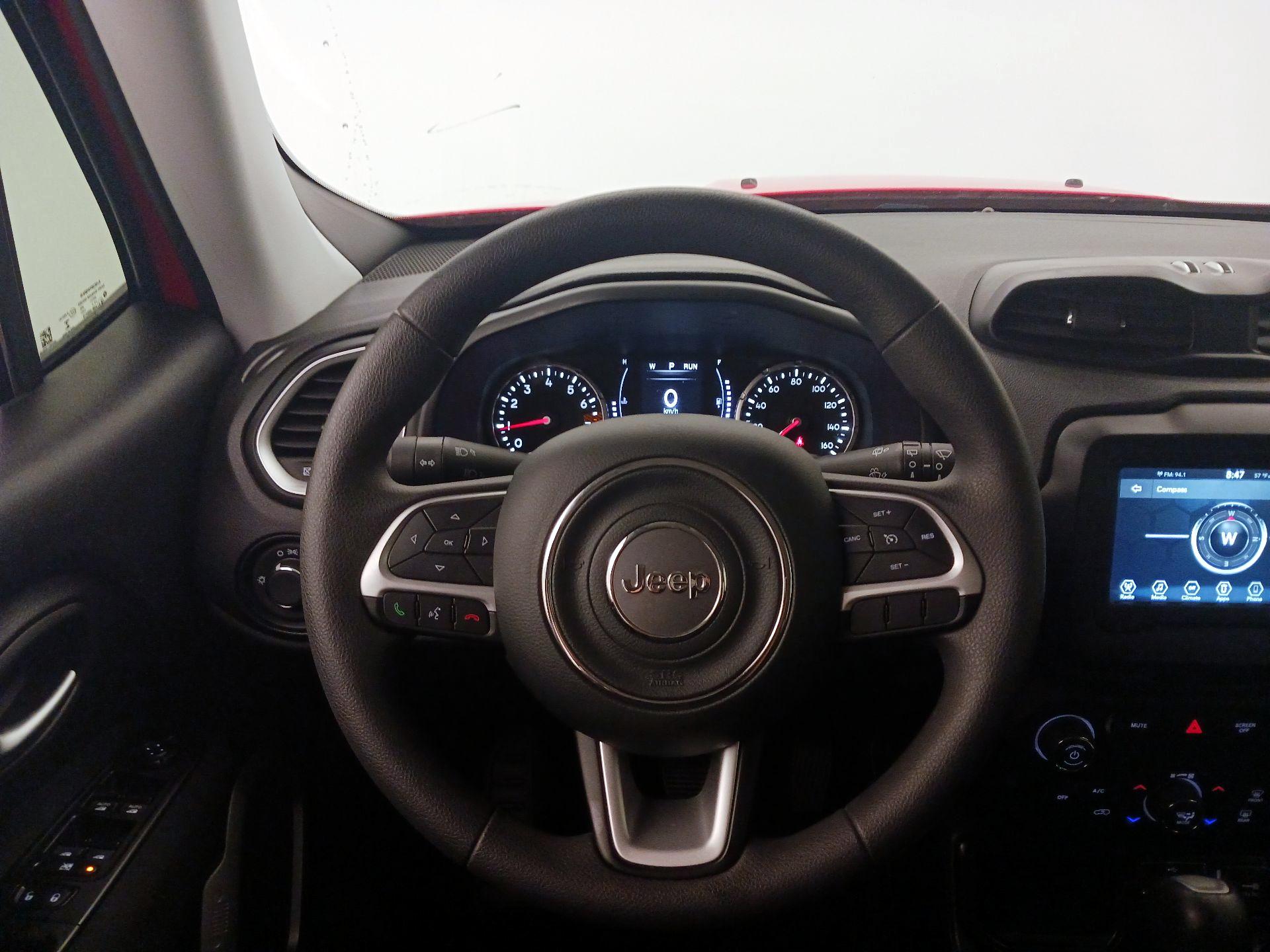 Thumbnail: 2020 Jeep Renegade - 10