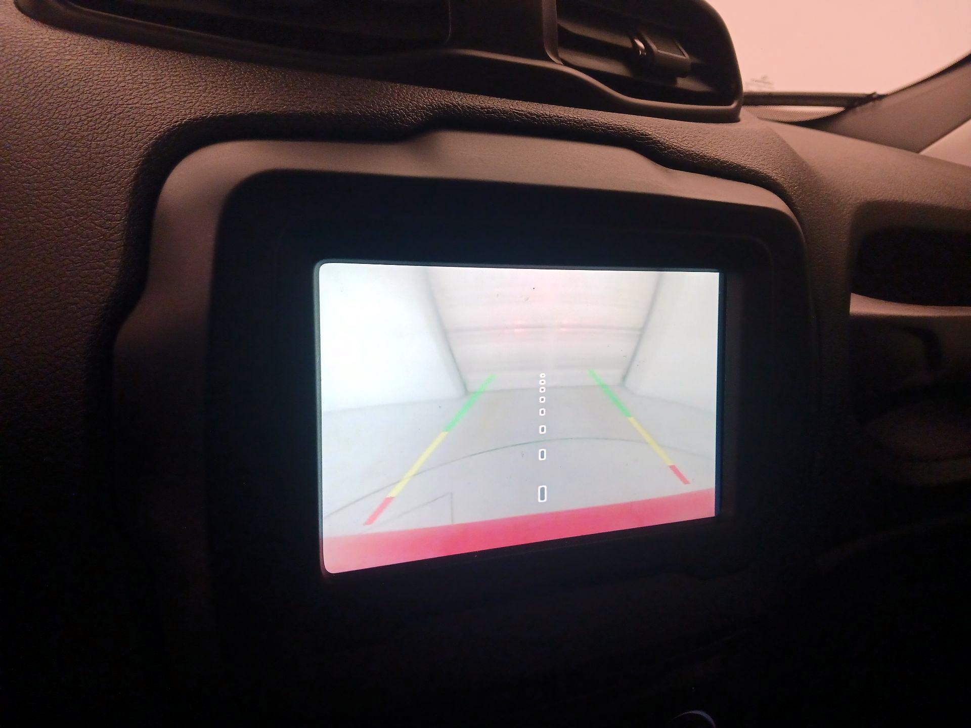 Thumbnail: 2020 Jeep Renegade - 14