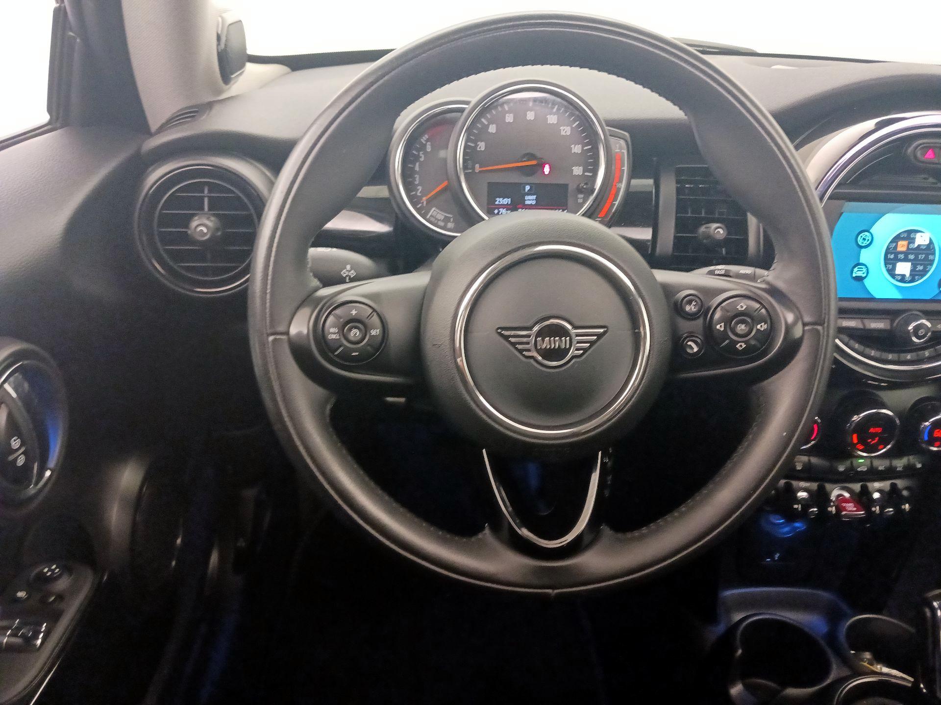 Thumbnail: 2021 MINI Cooper Hardtop - 10