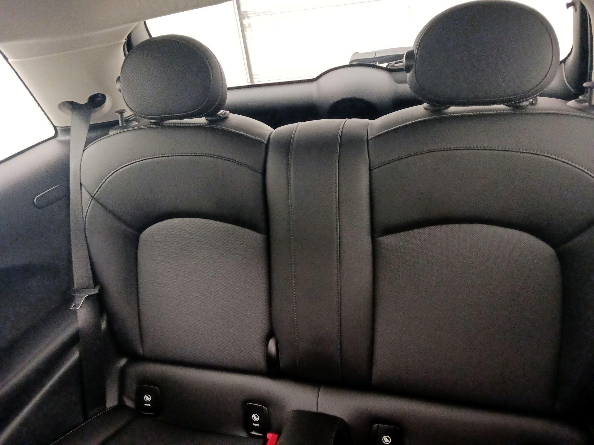 Thumbnail: 2021 MINI Cooper Hardtop - 20