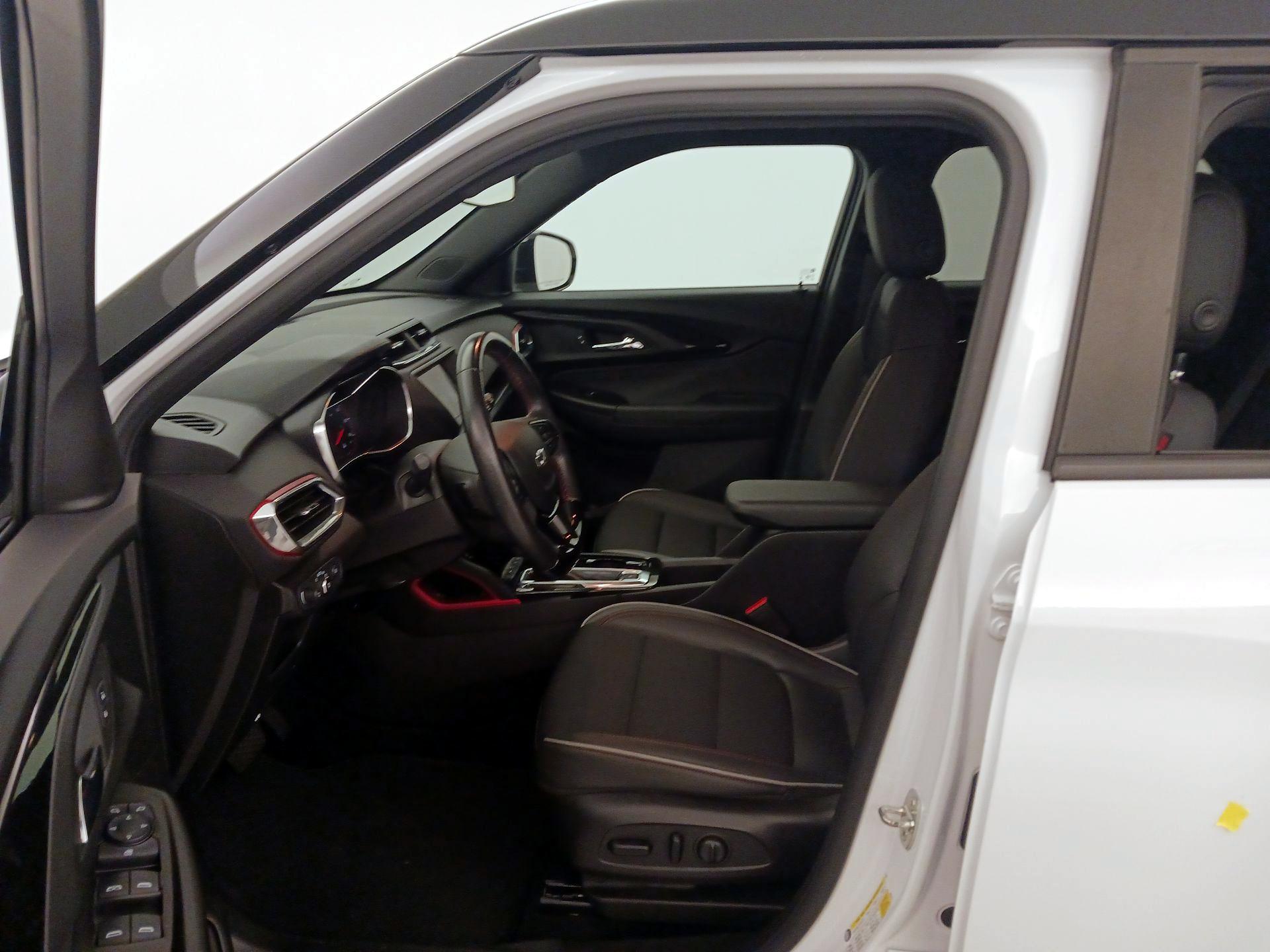 Thumbnail: 2021 Chevrolet TrailBlazer - 11