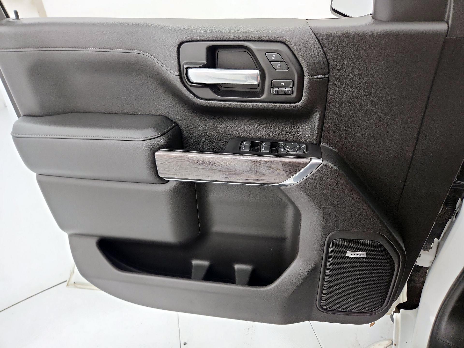 Thumbnail: 2019 Chevrolet Silverado 1500 - 12
