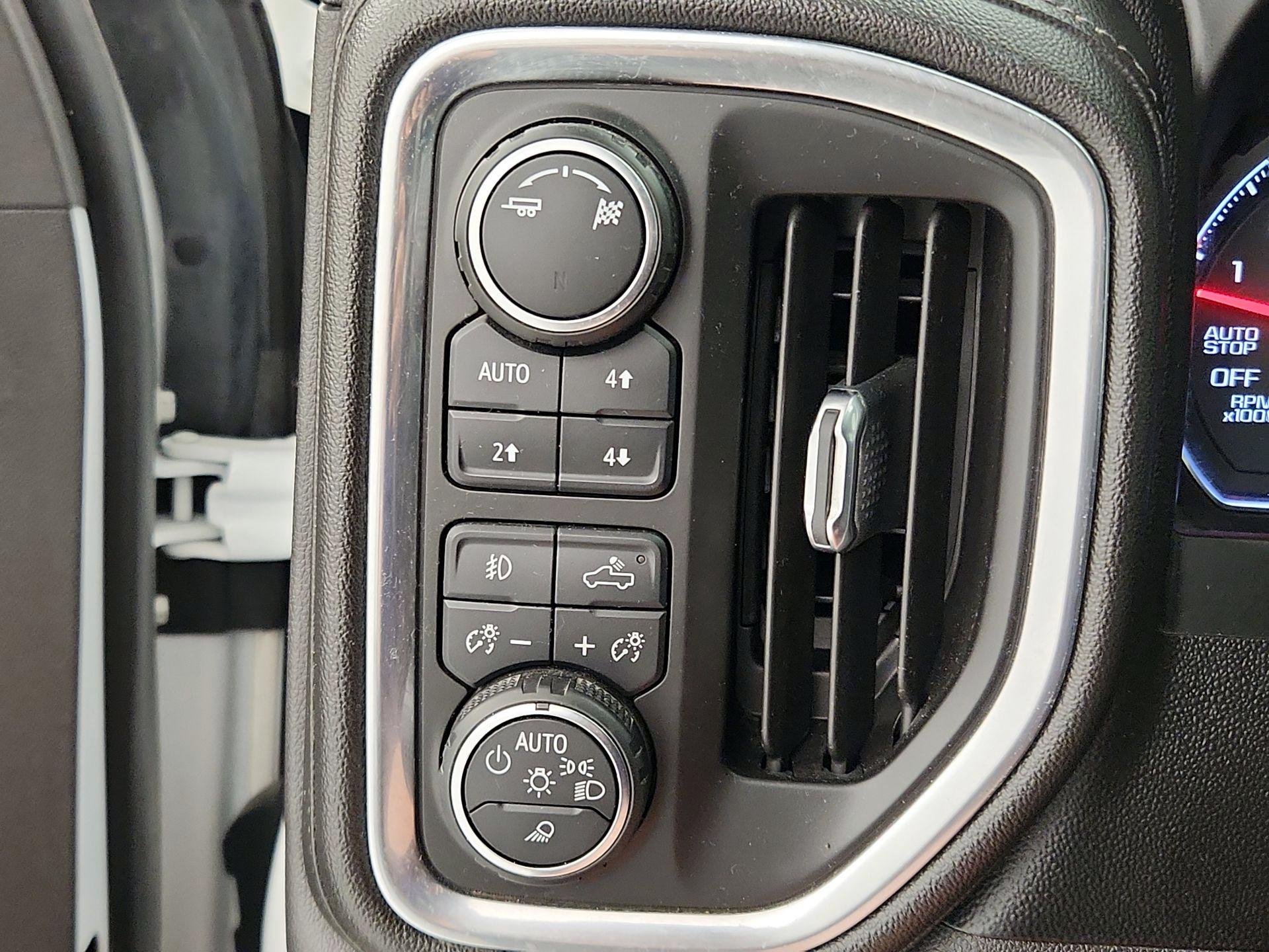 Thumbnail: 2019 Chevrolet Silverado 1500 - 13