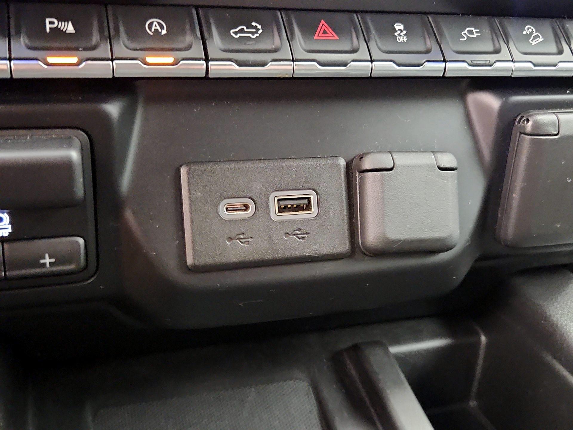 Thumbnail: 2019 Chevrolet Silverado 1500 - 18
