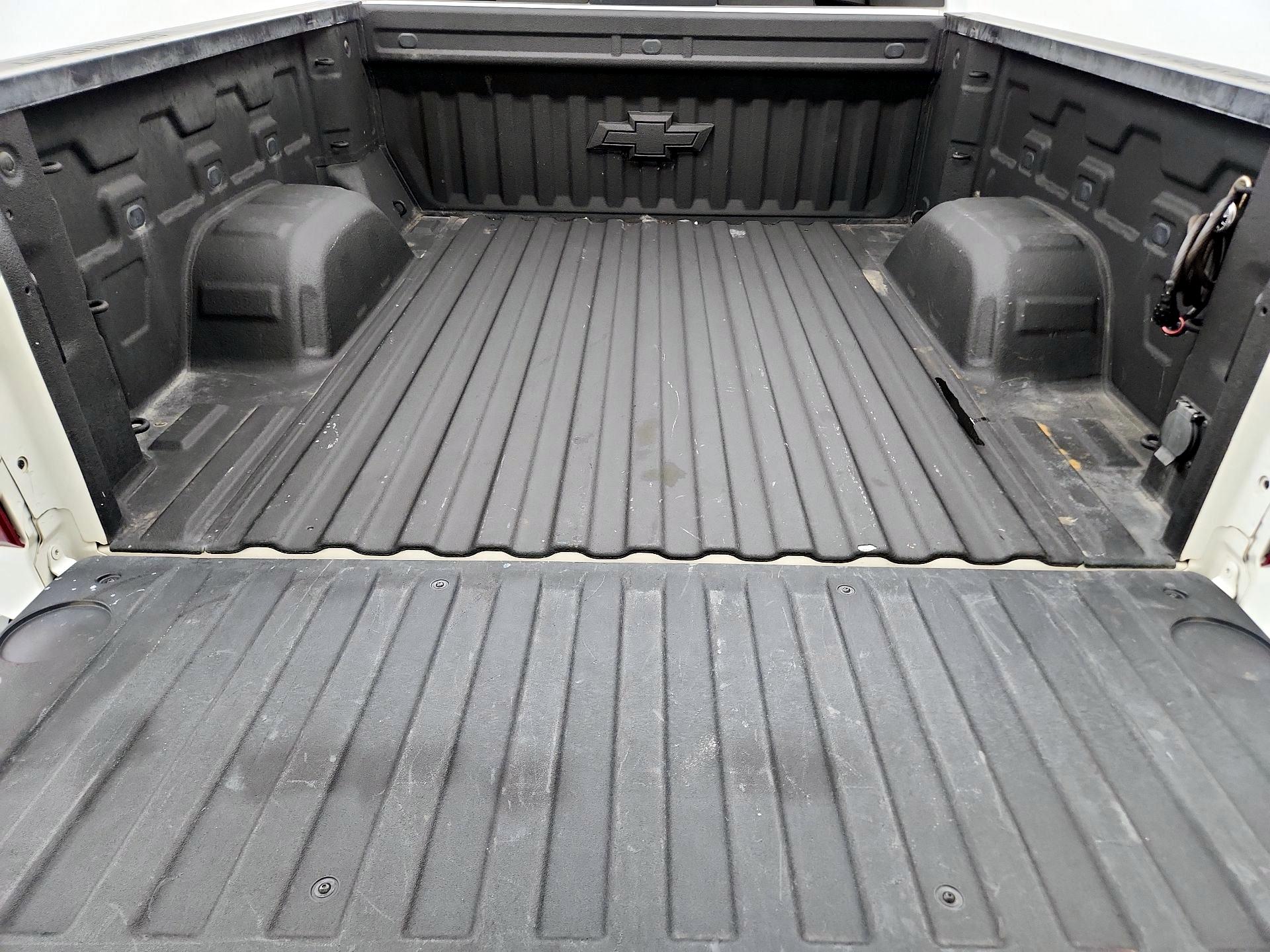 Thumbnail: 2019 Chevrolet Silverado 1500 - 20