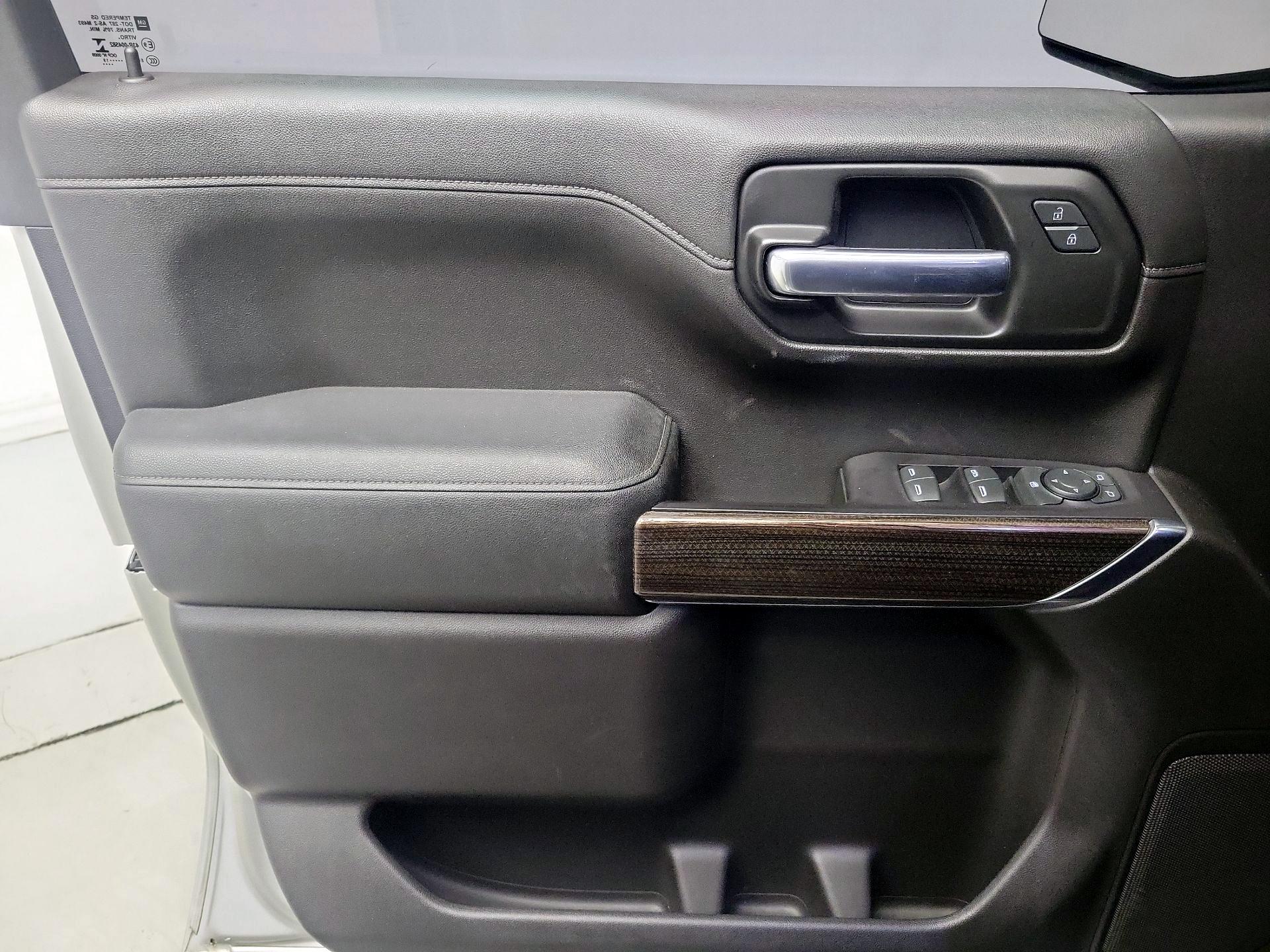 Thumbnail: 2019 Chevrolet Silverado 1500 - 12