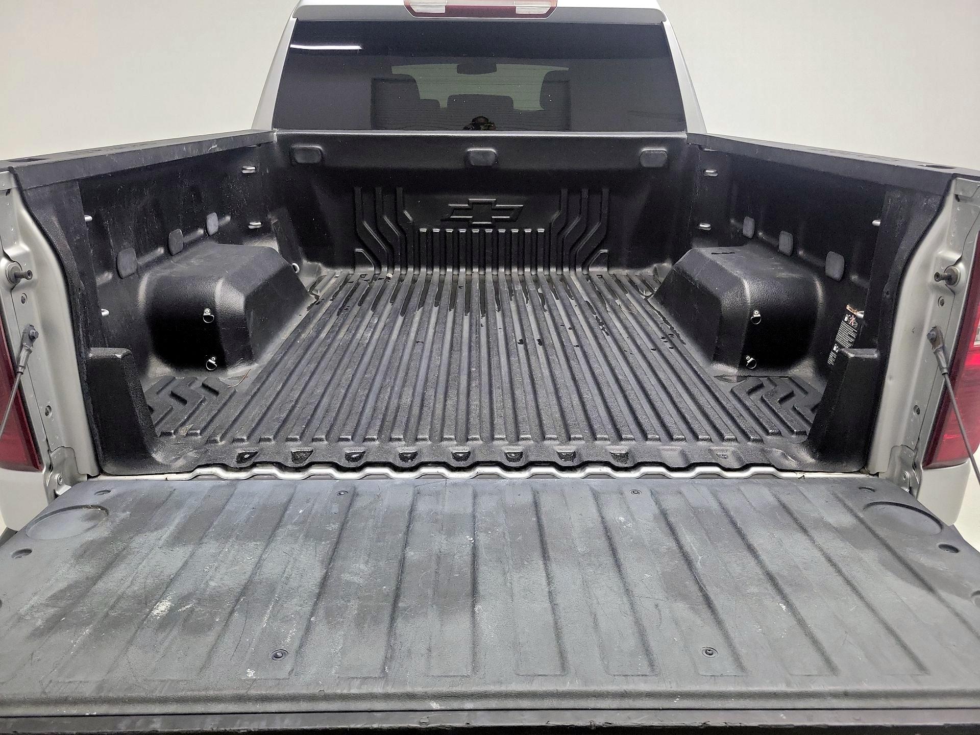 Thumbnail: 2019 Chevrolet Silverado 1500 - 20