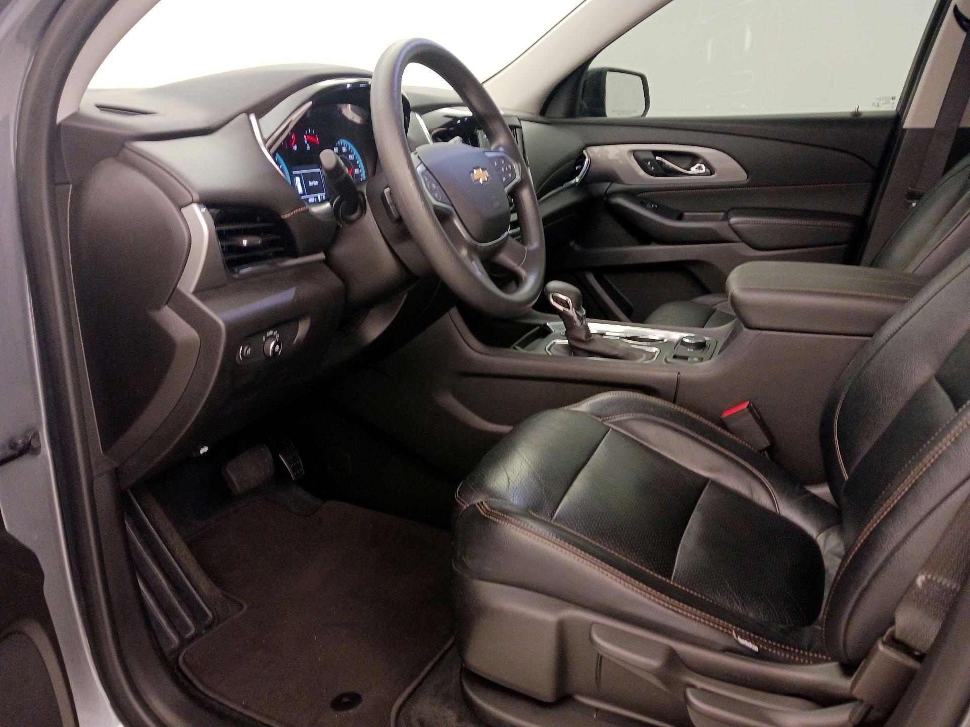 Thumbnail: 2021 Chevrolet Traverse - 11