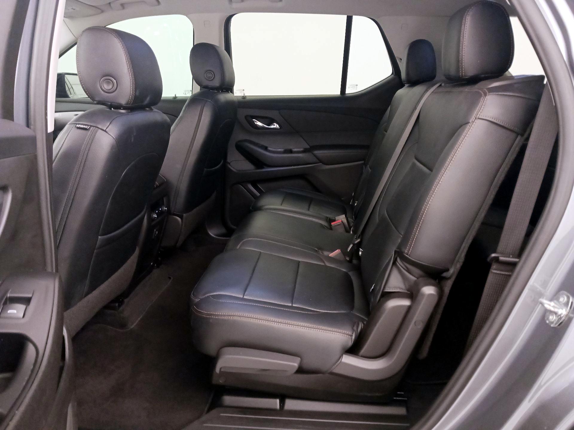 Thumbnail: 2021 Chevrolet Traverse - 19