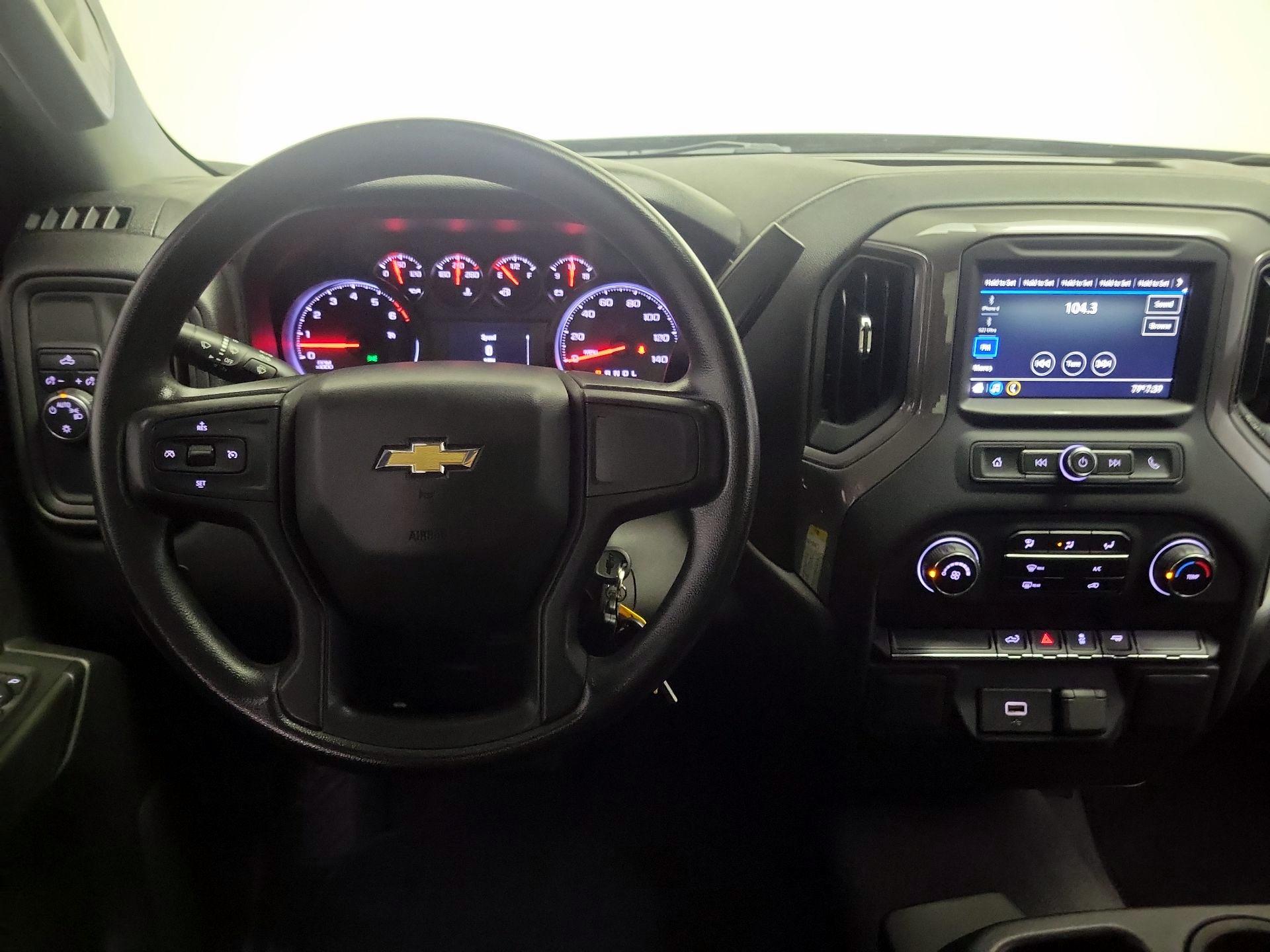 Thumbnail: 2019 Chevrolet Silverado 1500 - 10