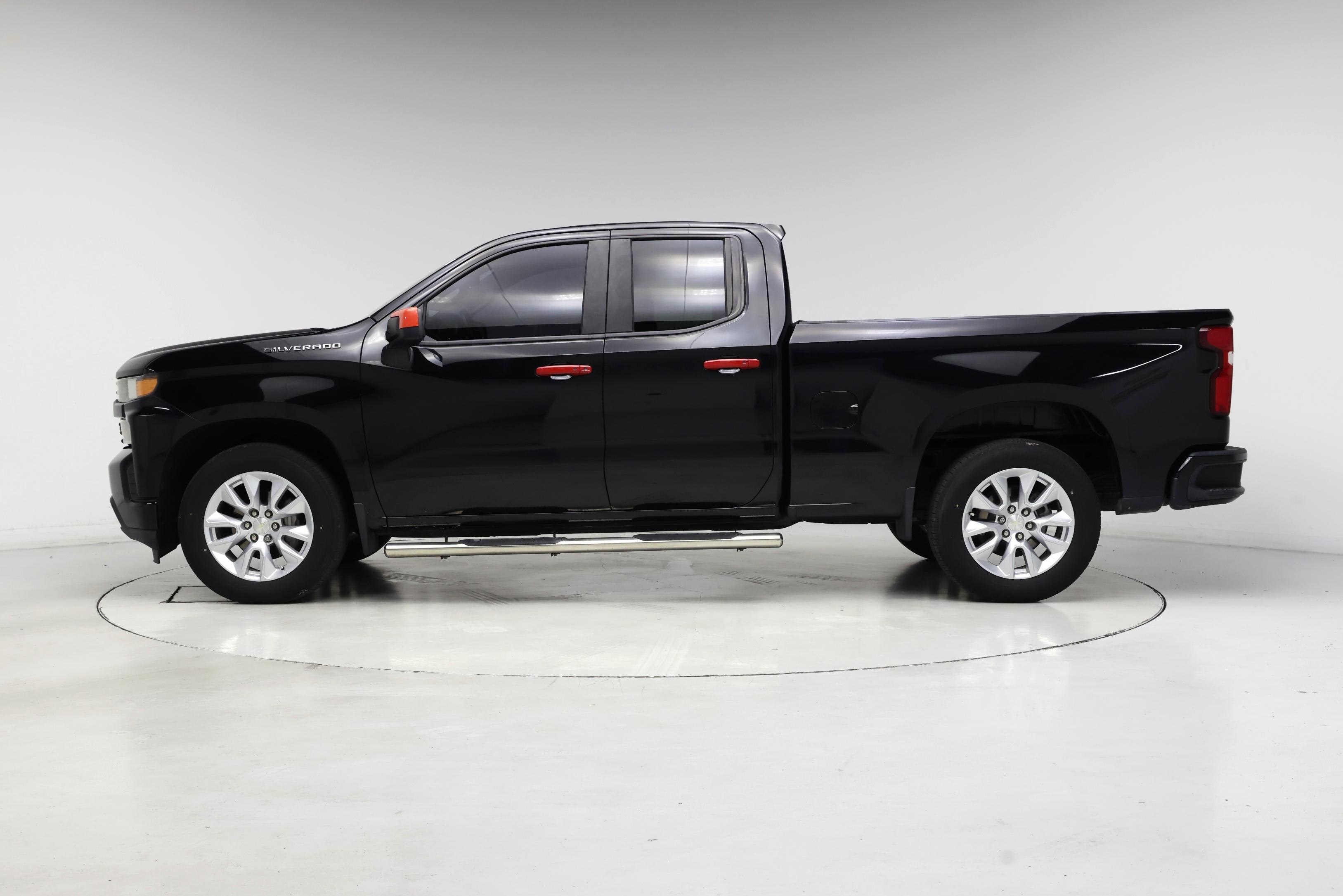 Thumbnail: 2019 Chevrolet Silverado 1500 - 3