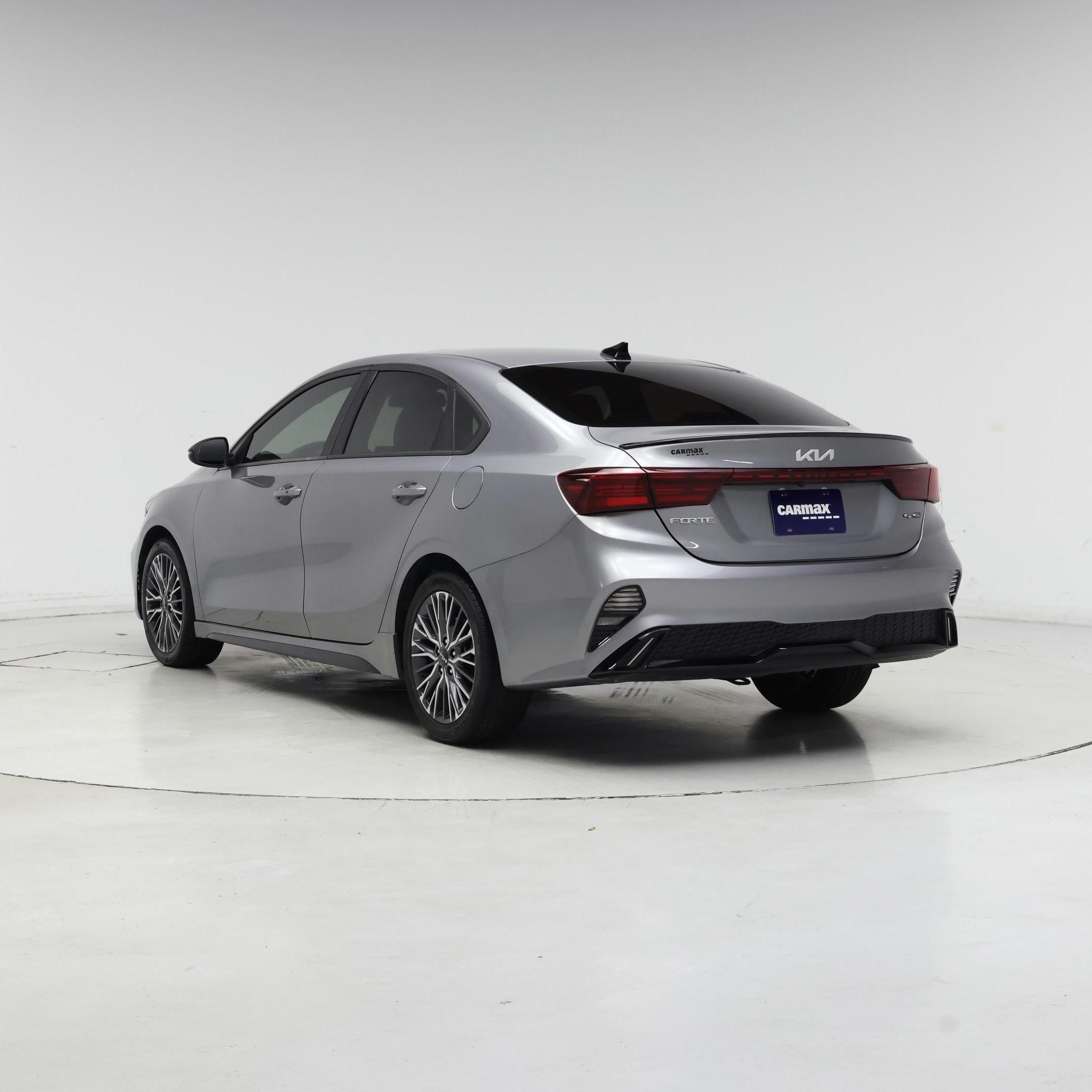 Thumbnail: 2022 Kia Forte - 2