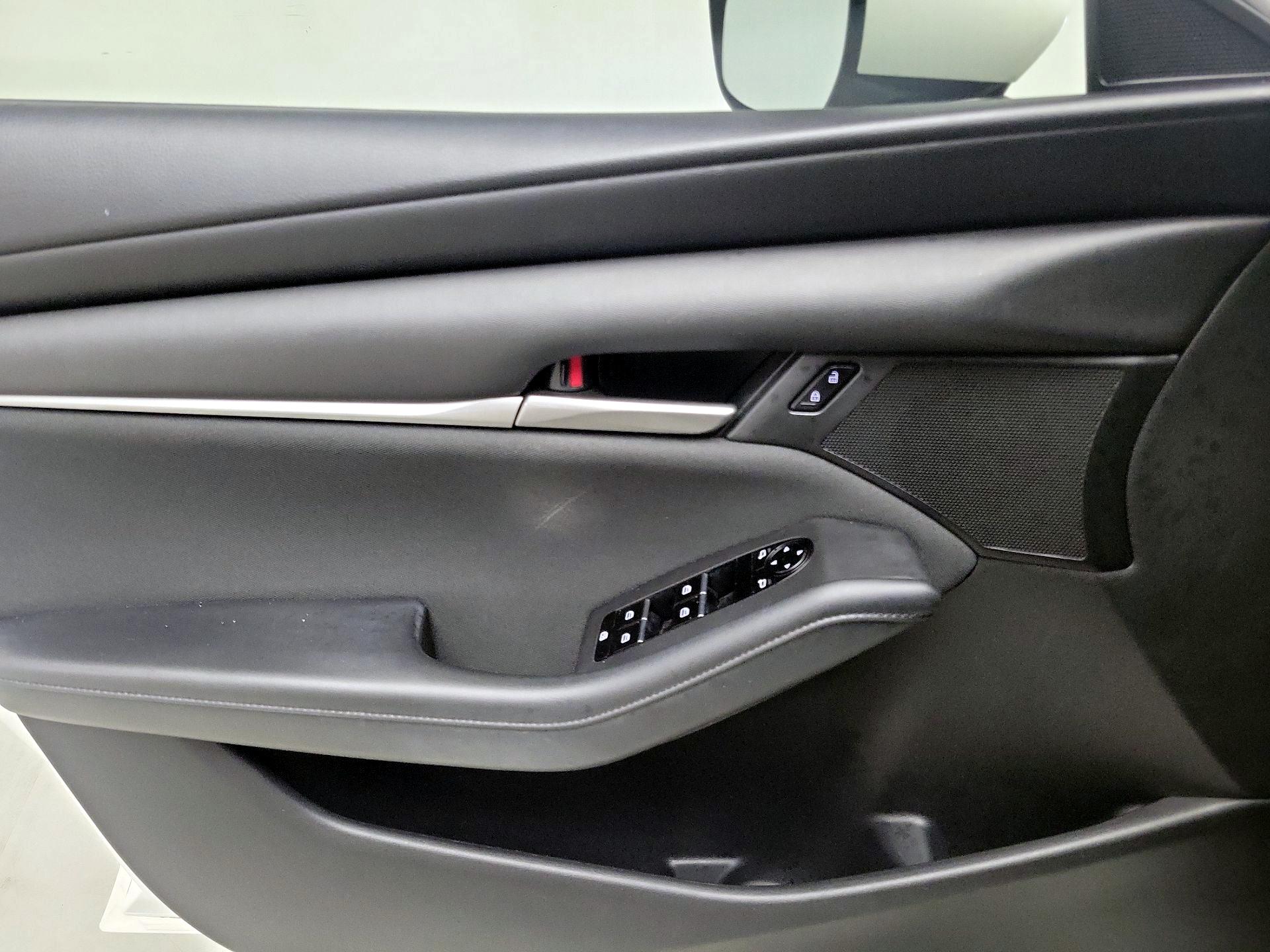 Thumbnail: 2021 Mazda Mazda3 - 12