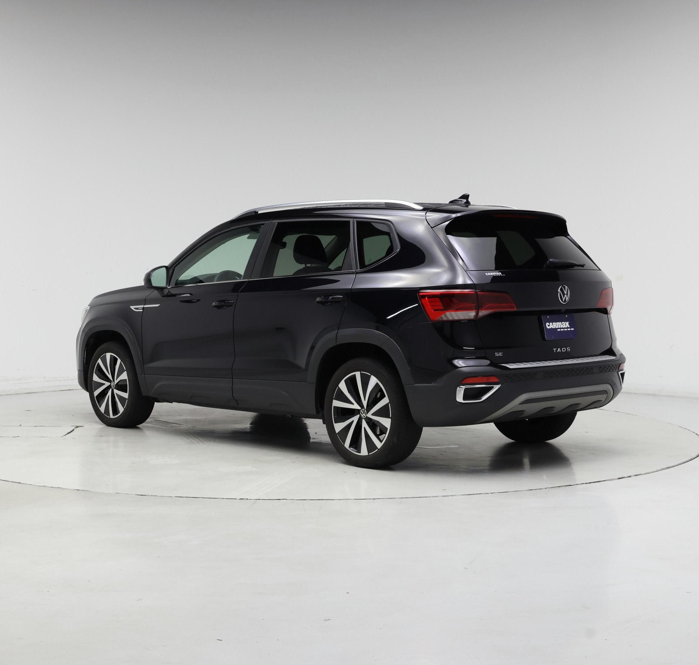 Thumbnail: 2023 Volkswagen Taos - 2