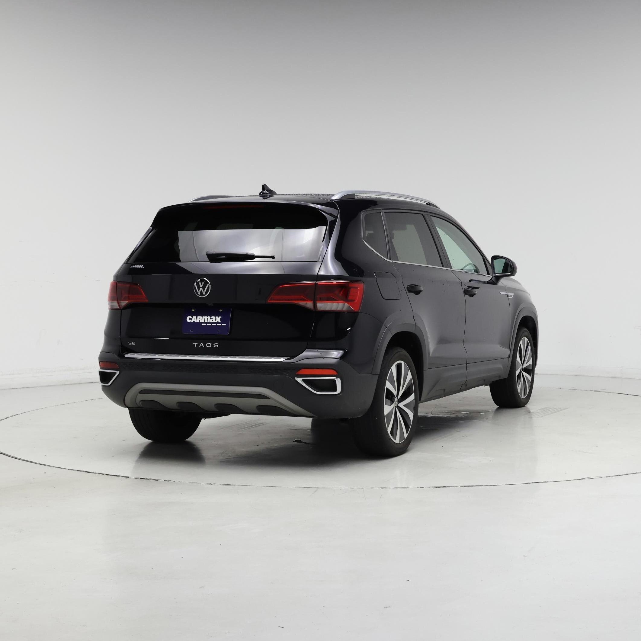 Thumbnail: 2023 Volkswagen Taos - 8
