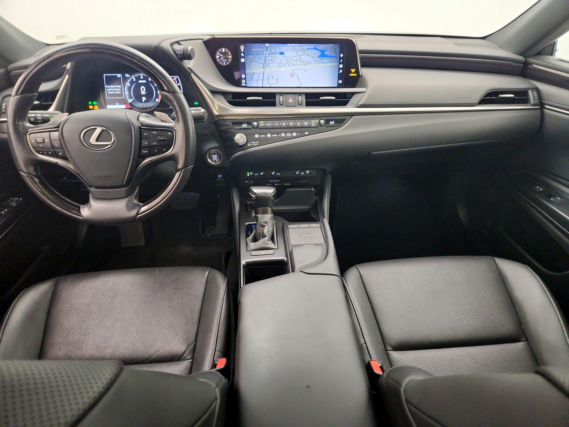 Thumbnail: 2021 Lexus ES - 9