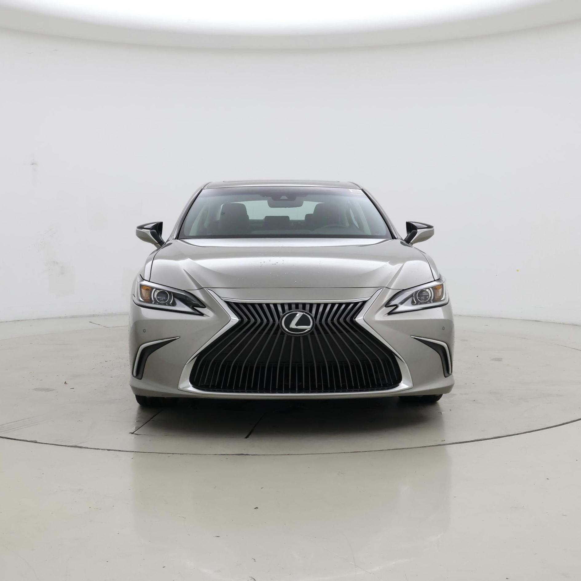 Thumbnail: 2021 Lexus ES - 5