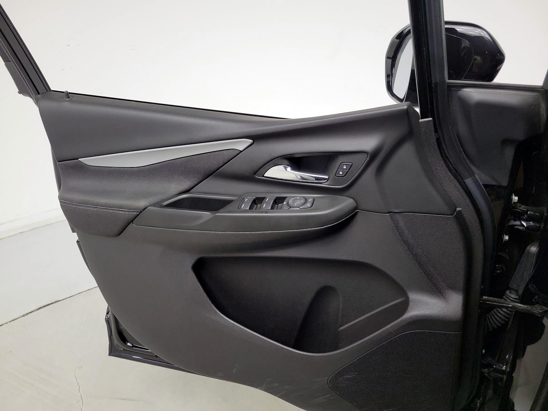 Thumbnail: 2023 Chevrolet Bolt EV - 12