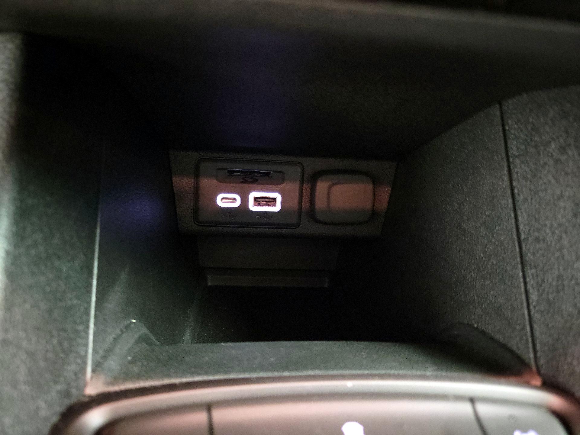 Thumbnail: 2023 Chevrolet Bolt EV - 19