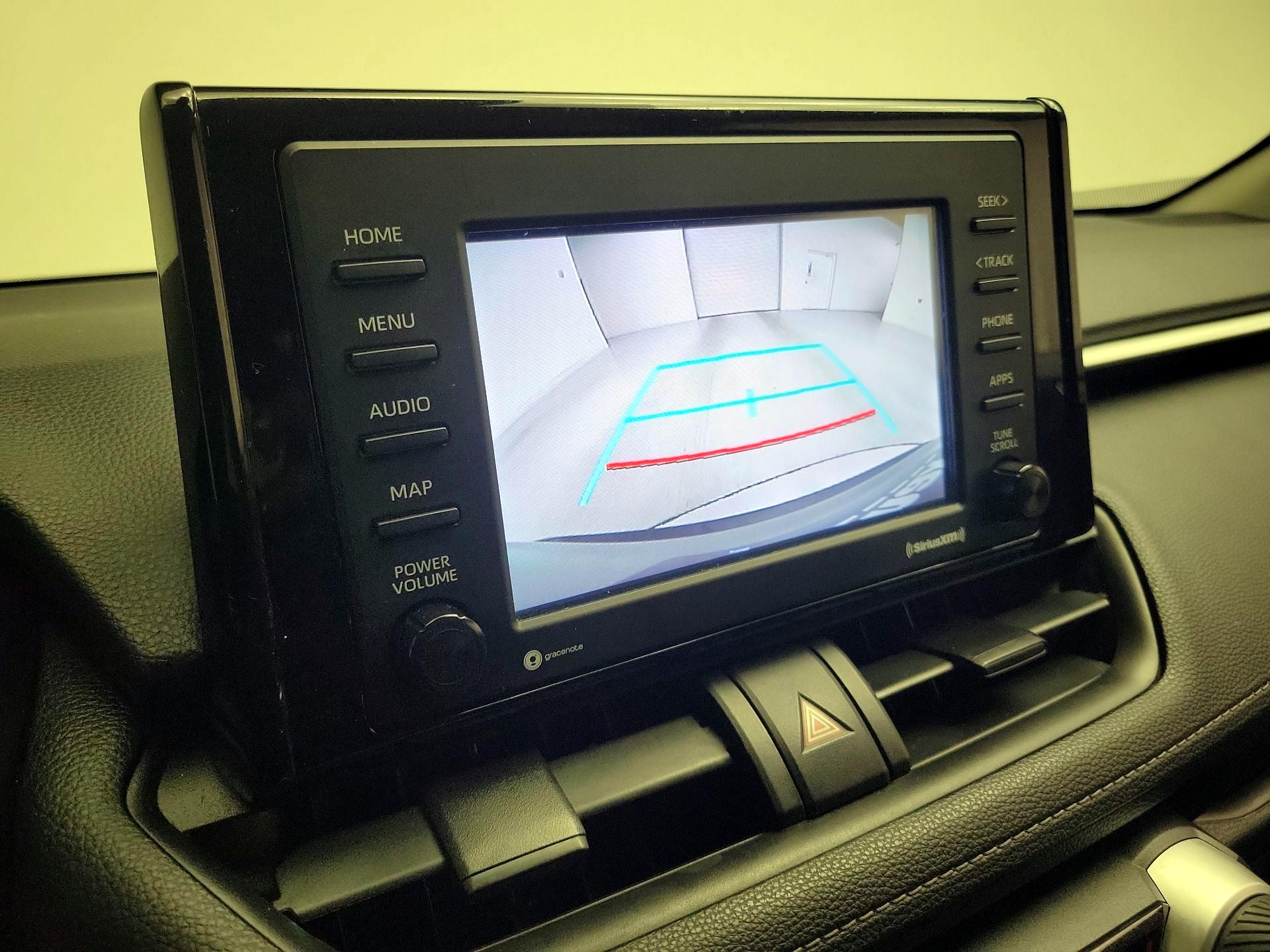 Thumbnail: 2021 Toyota RAV4 - 14