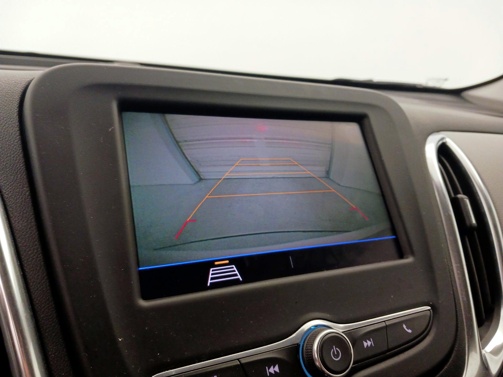 Thumbnail: 2021 Chevrolet Equinox - 14