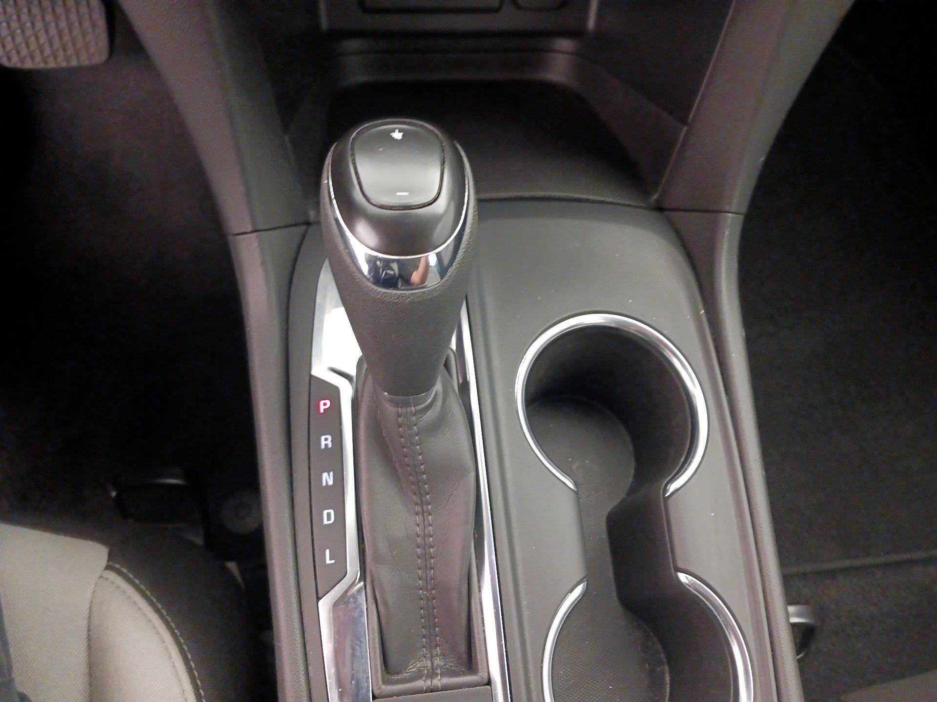 Thumbnail: 2021 Chevrolet Equinox - 17