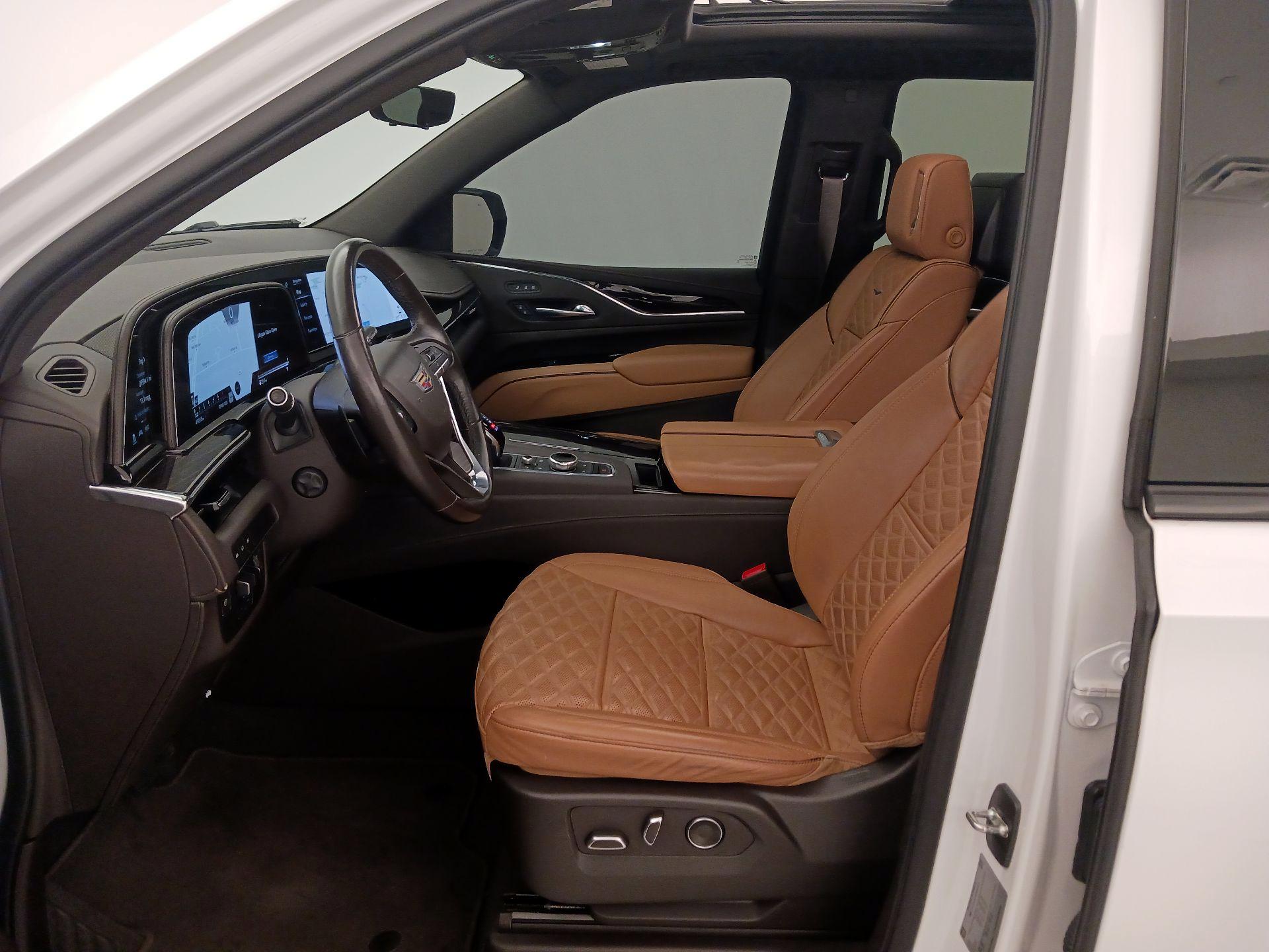 Thumbnail: 2021 Cadillac Escalade - 11