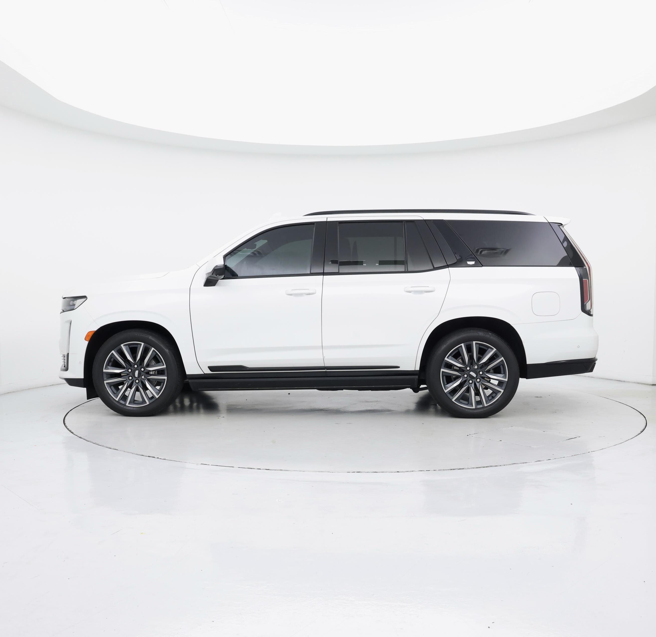 Thumbnail: 2021 Cadillac Escalade - 3
