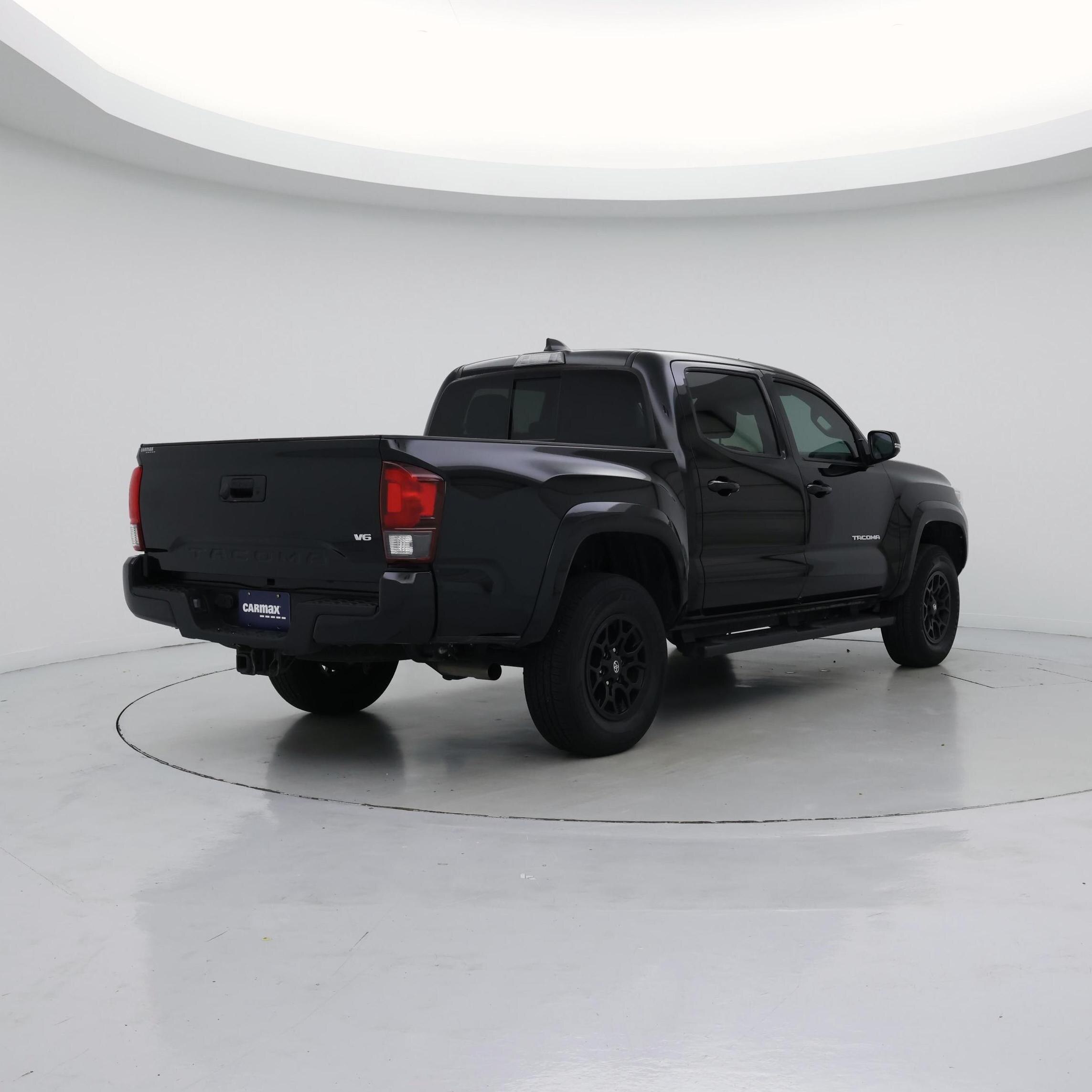 Thumbnail: 2022 Toyota Tacoma - 8
