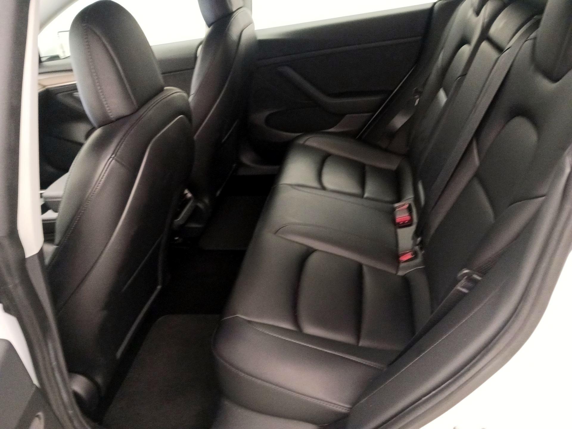Thumbnail: 2021 Tesla Model 3 - 18