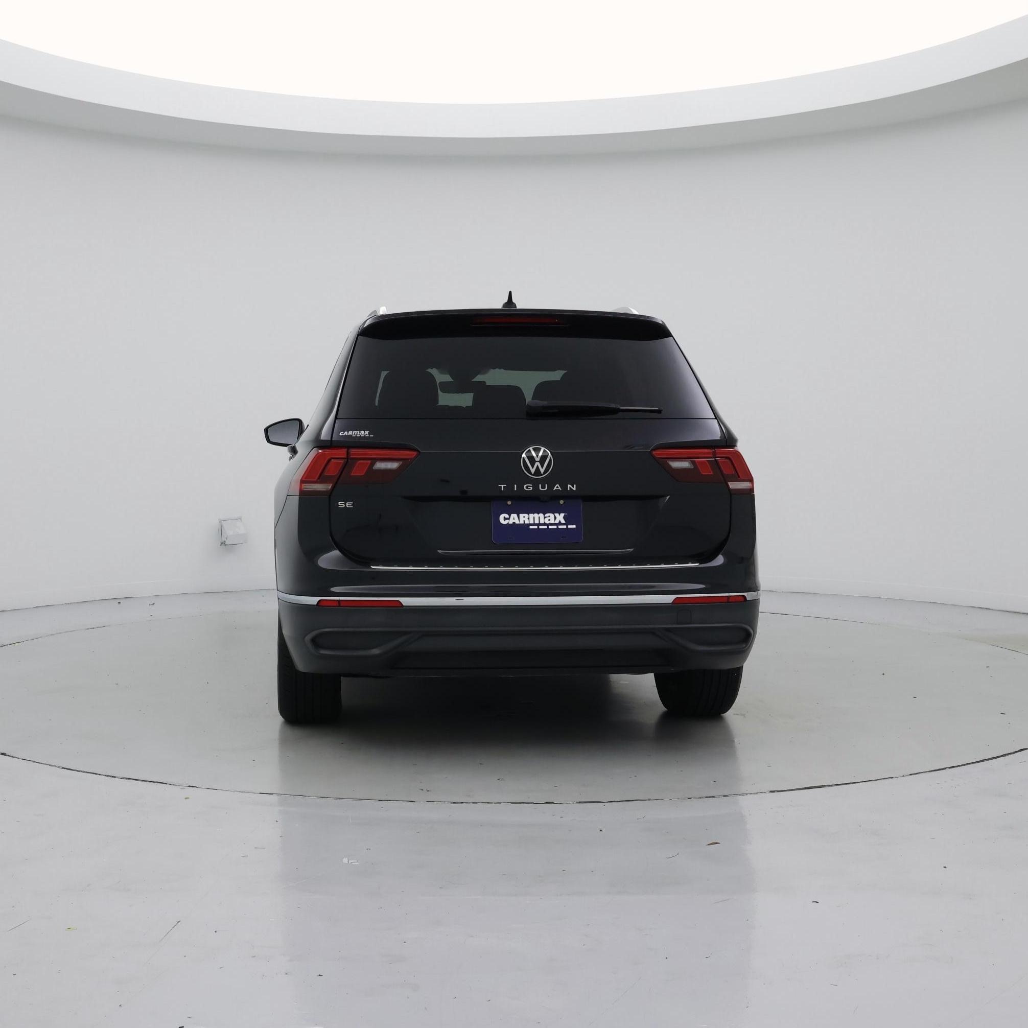 Thumbnail: 2022 Volkswagen Tiguan - 6