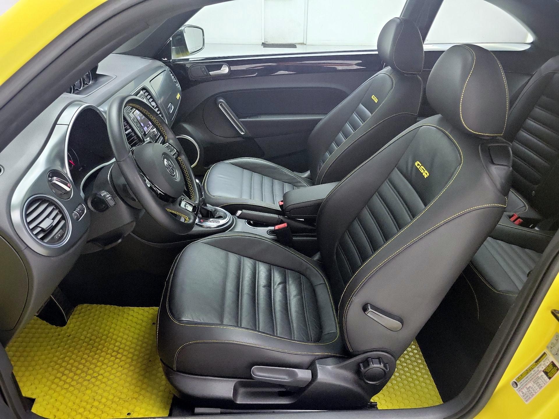 Thumbnail: 2014 Volkswagen Beetle - 11