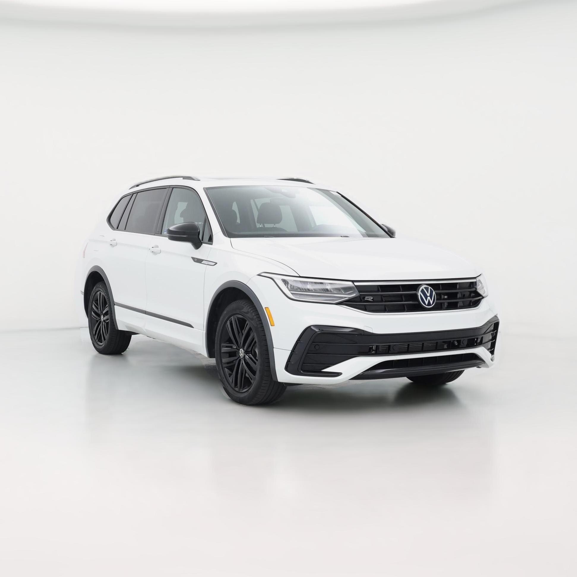 Thumbnail: 2022 Volkswagen Tiguan - 1