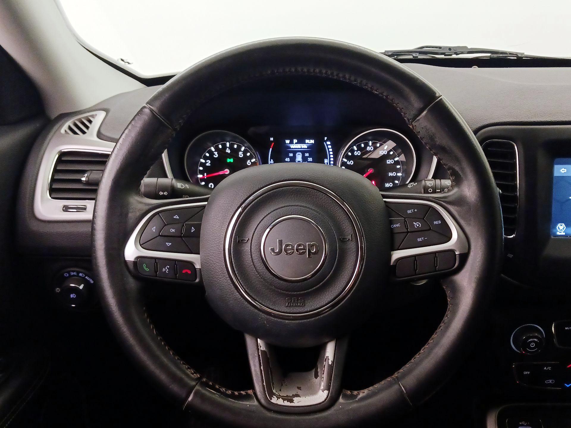 Thumbnail: 2020 Jeep Compass - 10