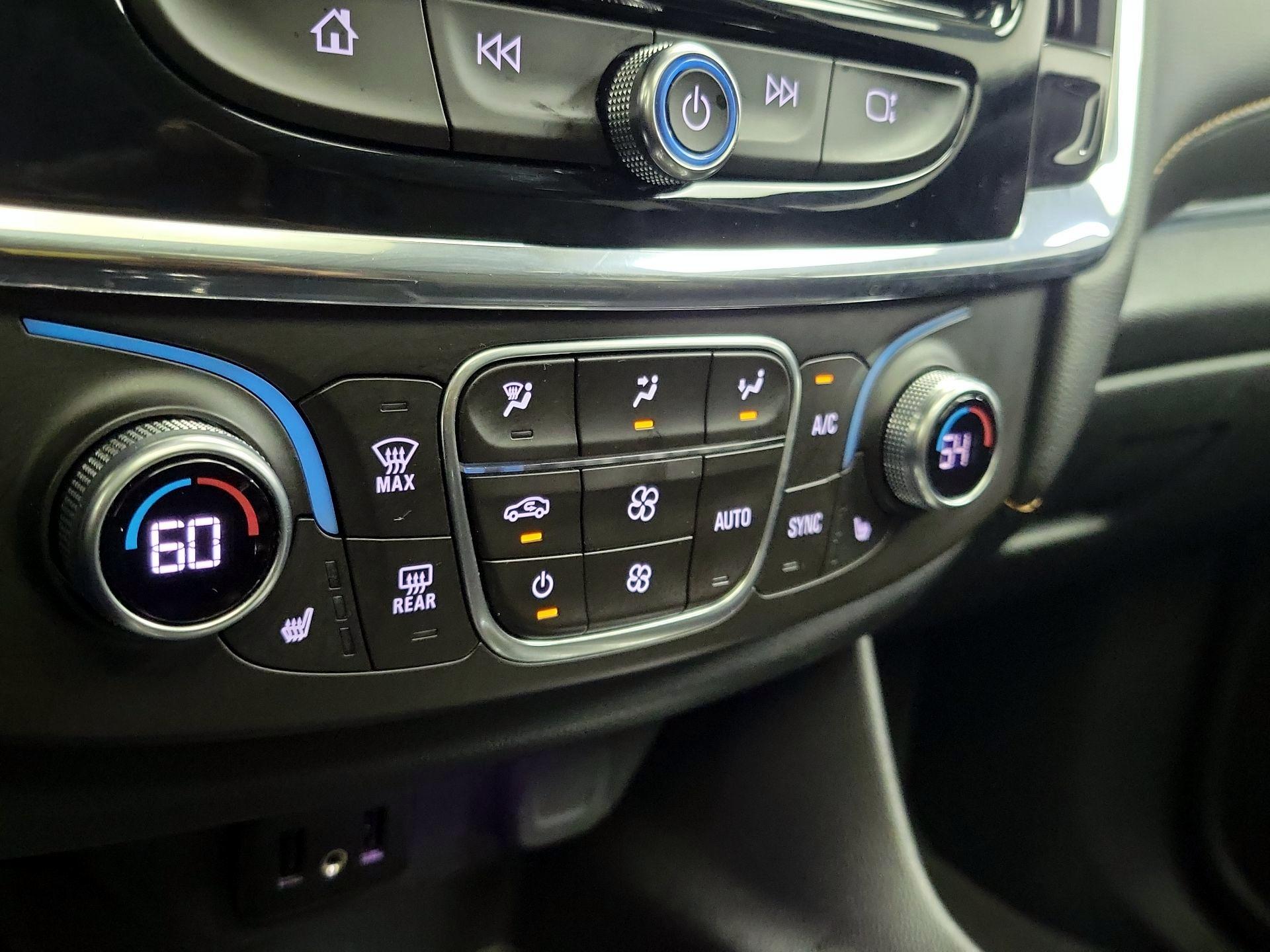 Thumbnail: 2018 Chevrolet Traverse - 17