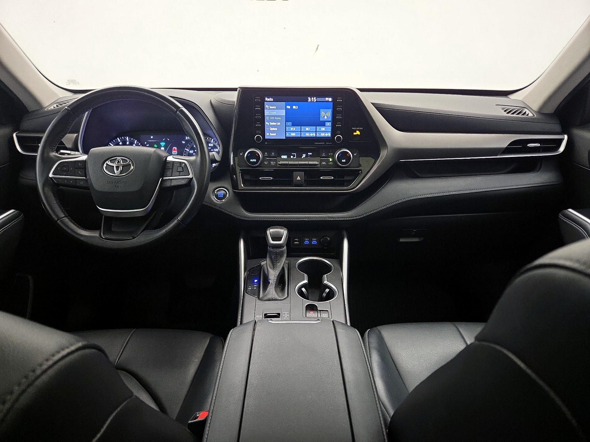 Thumbnail: 2022 Toyota Highlander - 9