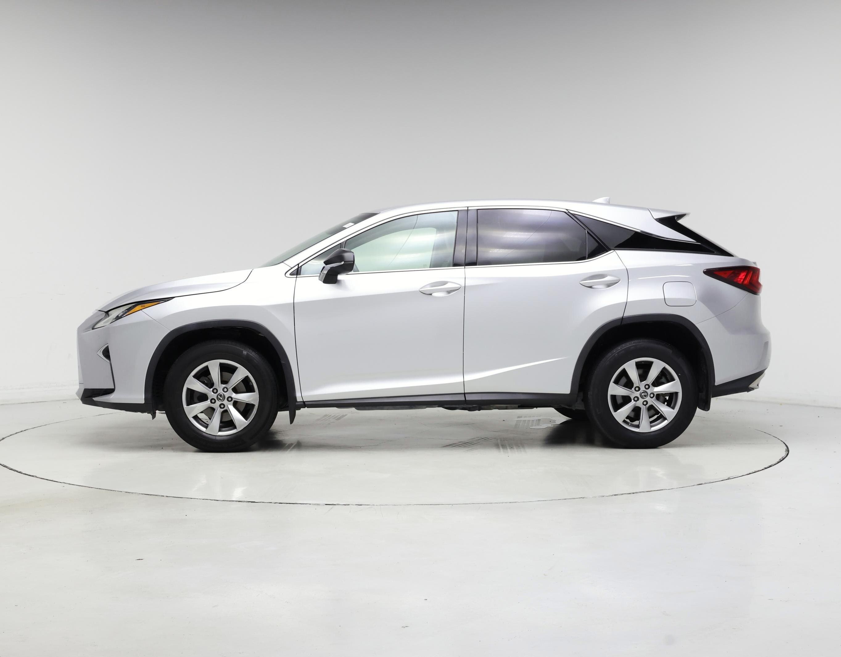 Thumbnail: 2018 Lexus RX - 3