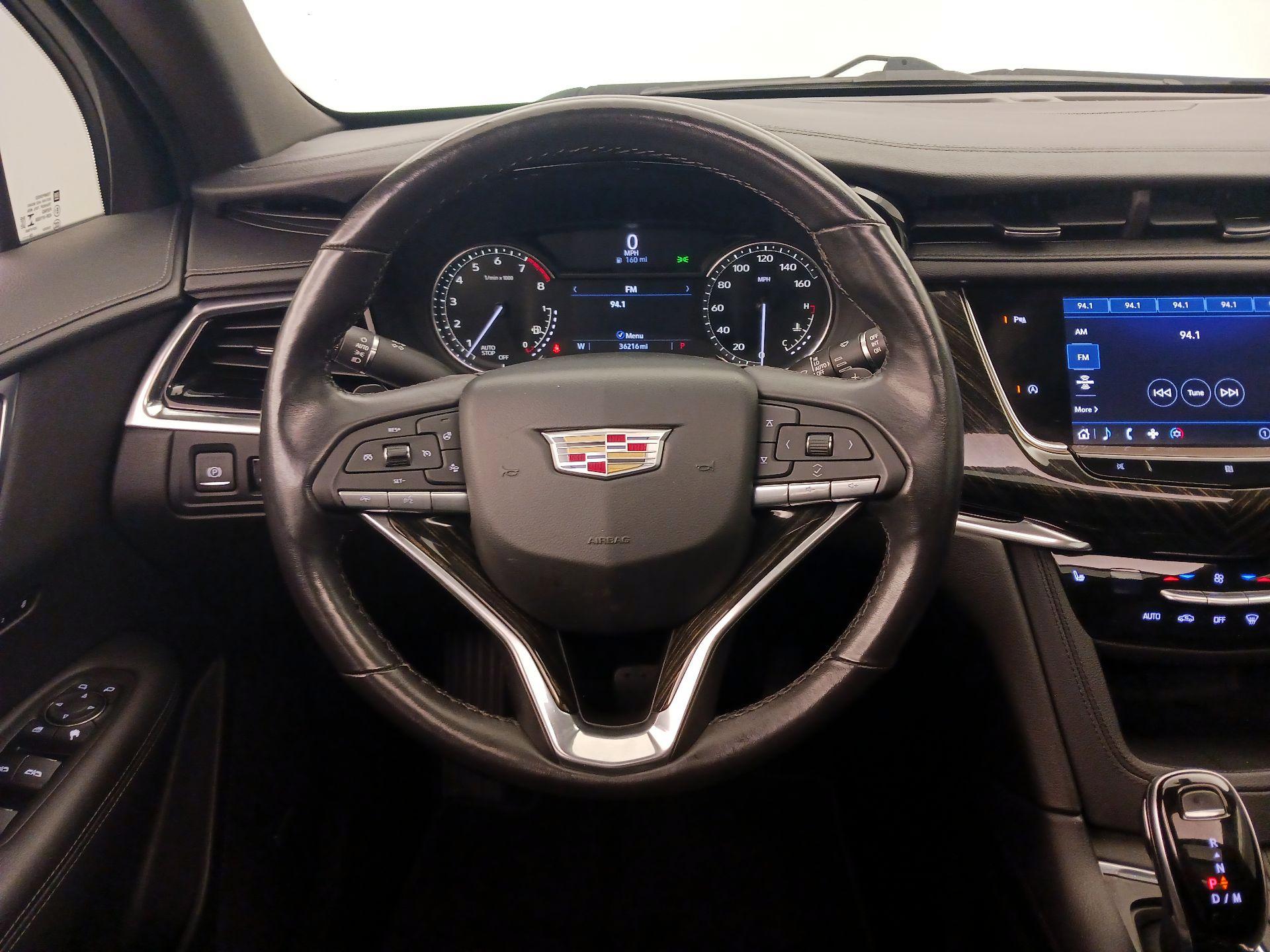 Thumbnail: 2020 Cadillac XT6 - 10