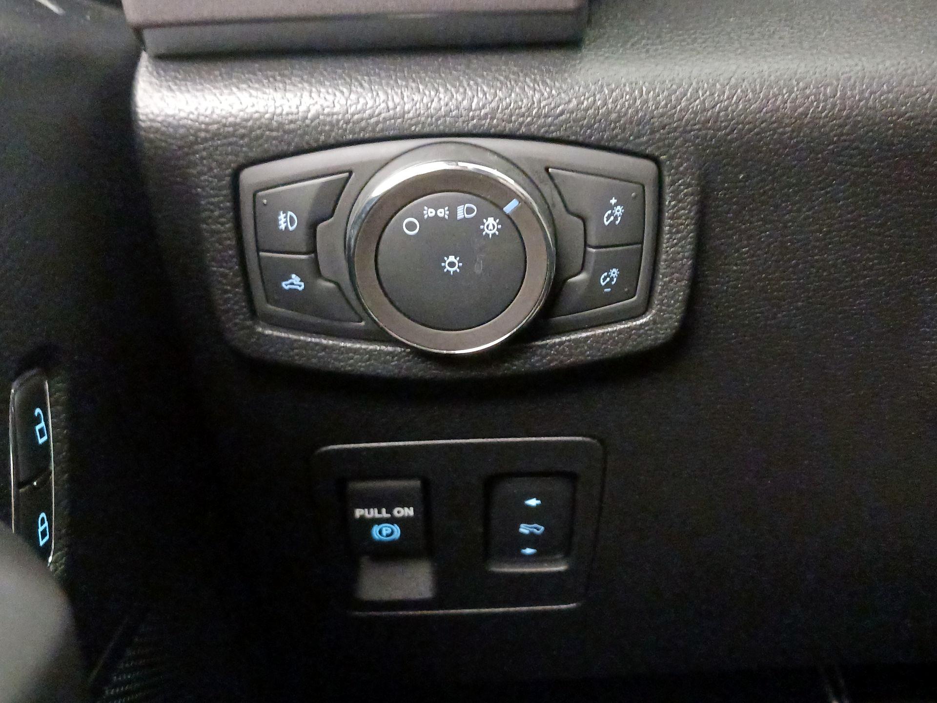 Thumbnail: 2020 Ford F-150 - 13